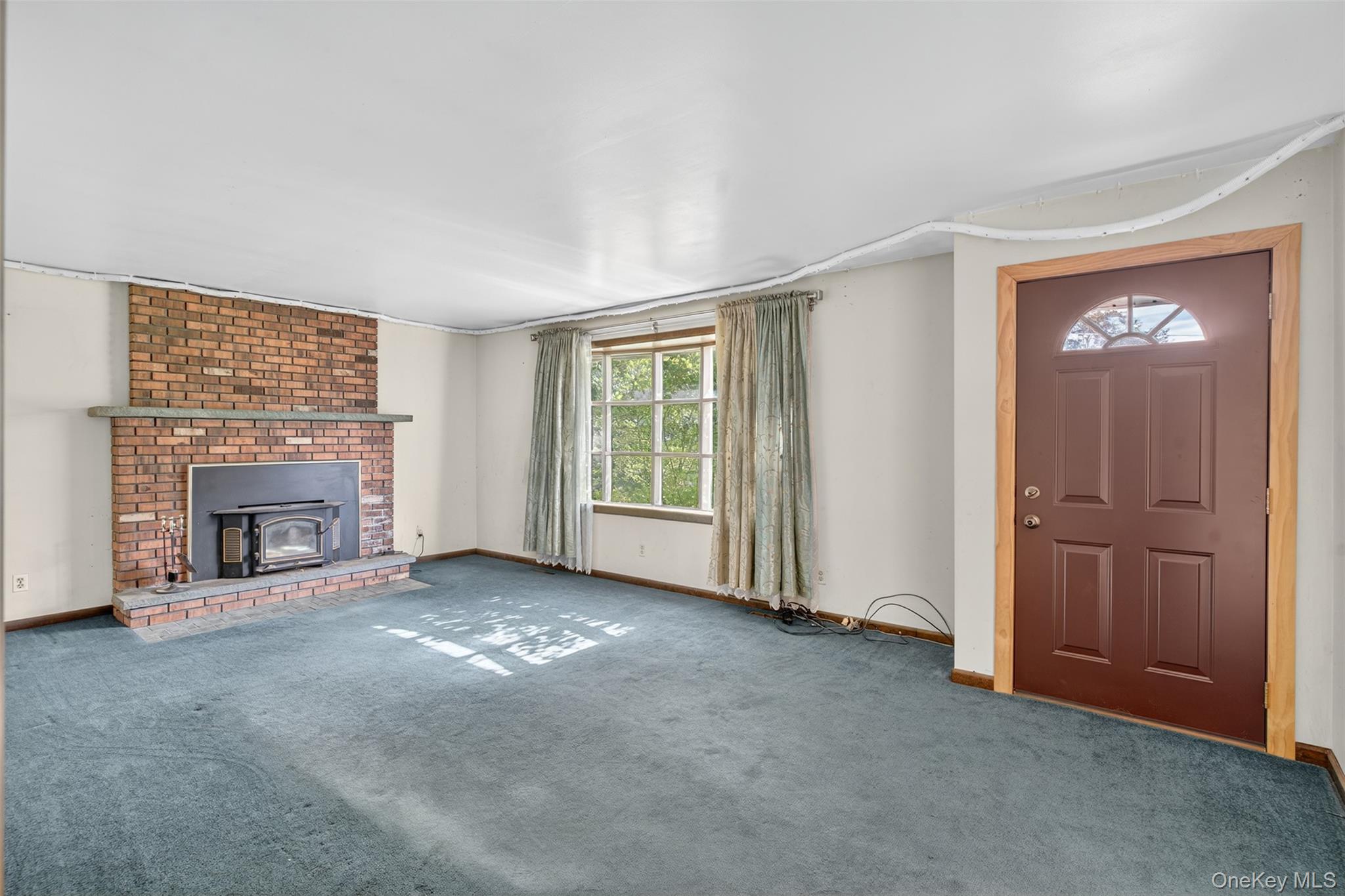 438 Mountain Road, Bloomingburg, NY 12721