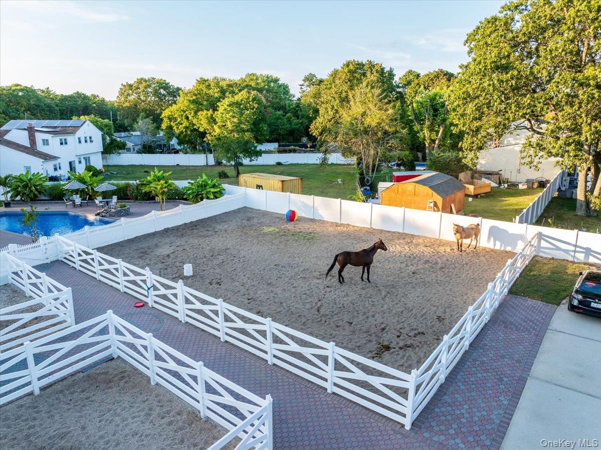 895 Sycamore Avenue, Bohemia, NY 11716