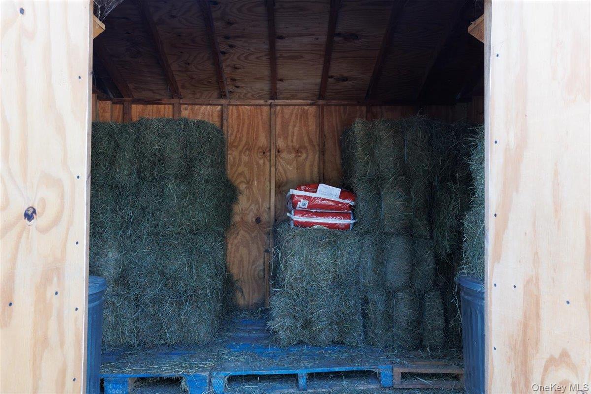 895 Sycamore Avenue, Bohemia, NY 11716