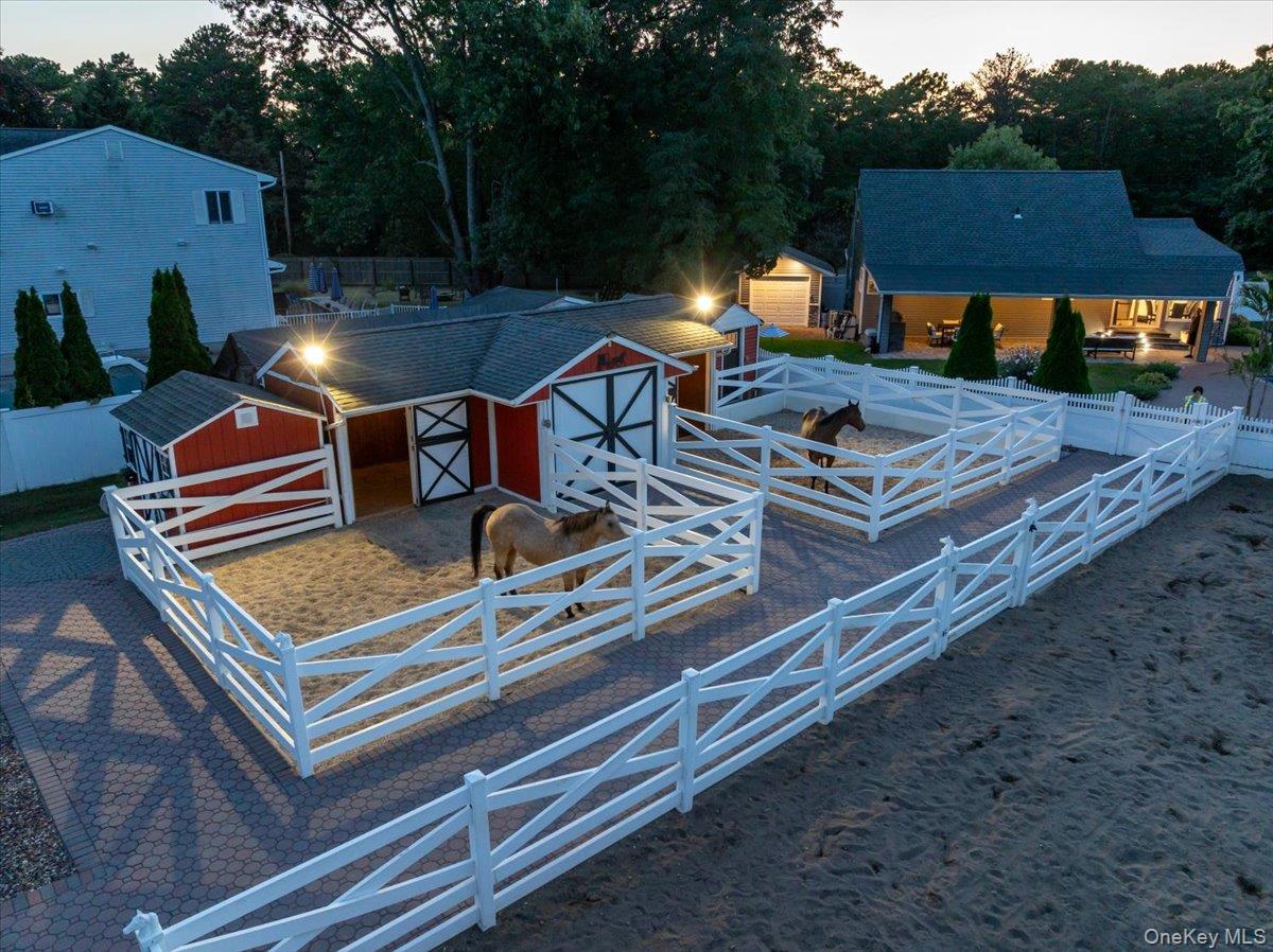 895 Sycamore Avenue, Bohemia, NY 11716