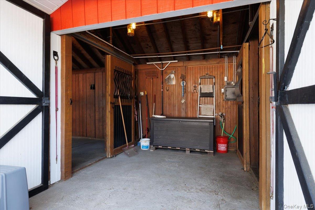 895 Sycamore Avenue, Bohemia, NY 11716