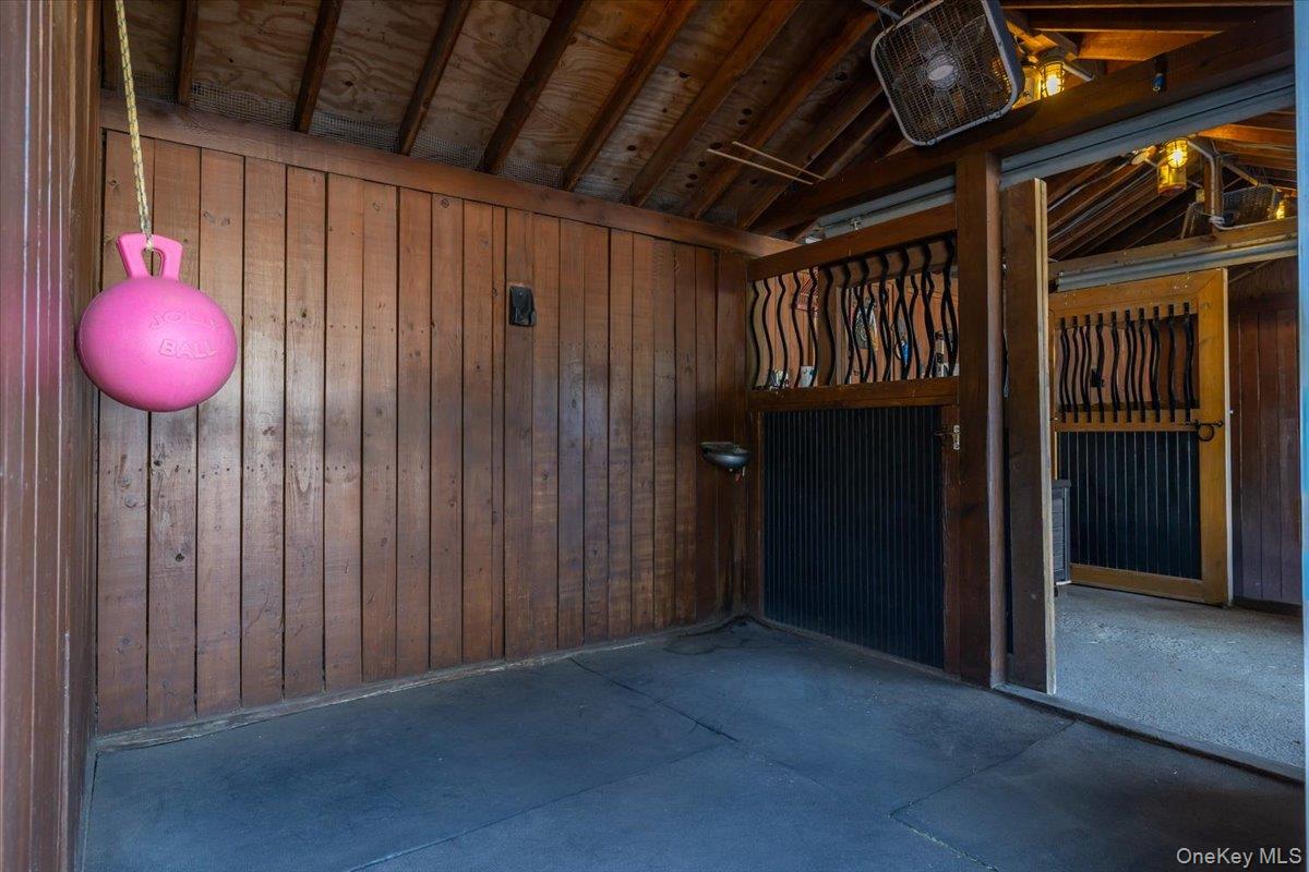 895 Sycamore Avenue, Bohemia, NY 11716