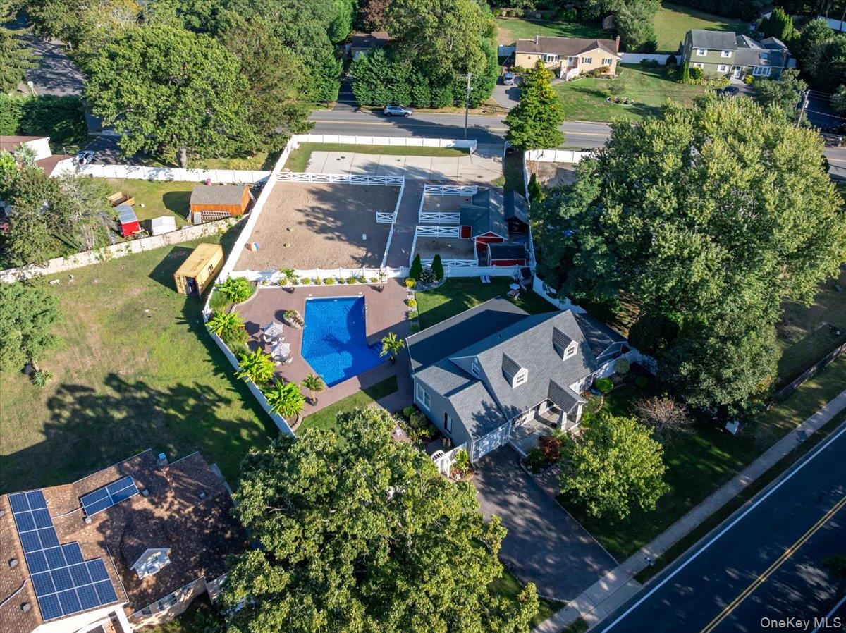 895 Sycamore Avenue, Bohemia, NY 11716