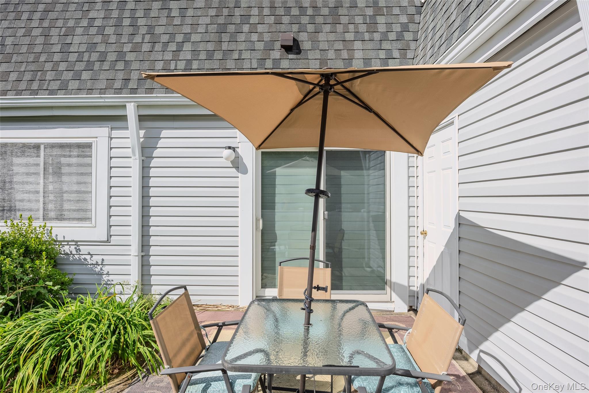 204 Bentley Court E # #204, Saint James, NY 11780