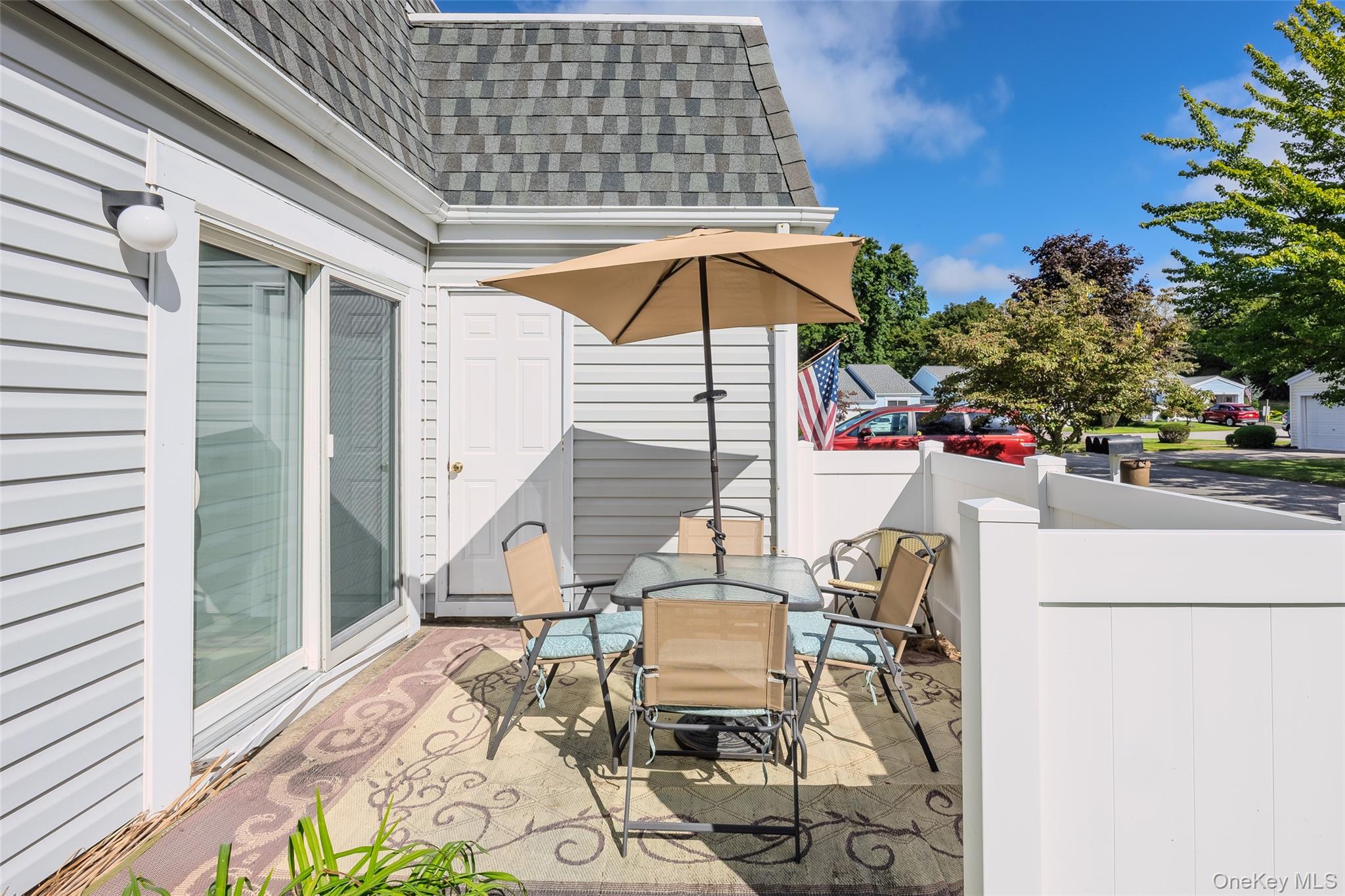 204 Bentley Court E # #204, Saint James, NY 11780