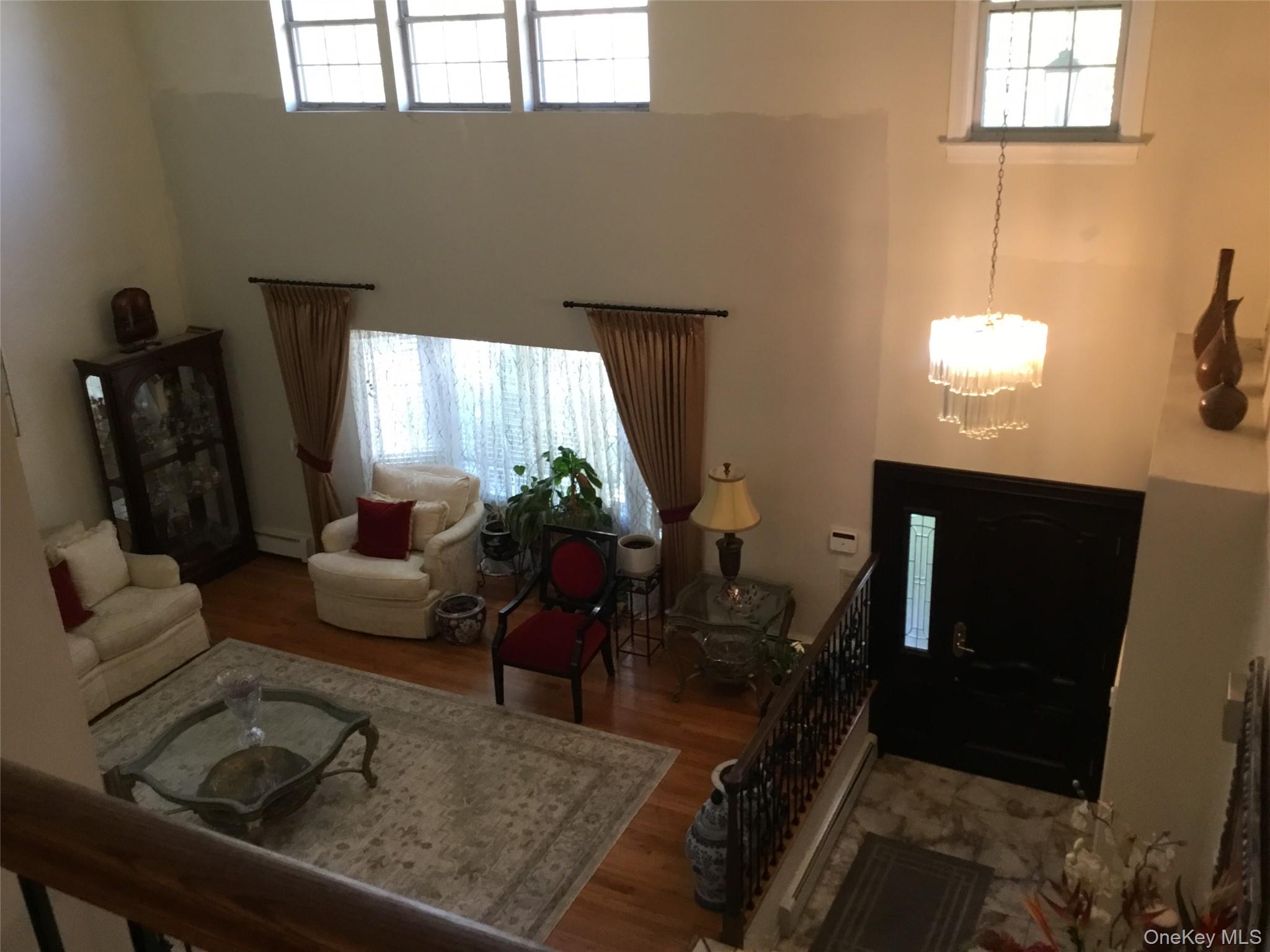 683 VAN DAM STREET VAN DAM Street, North Woodmere, NY 11581-3521