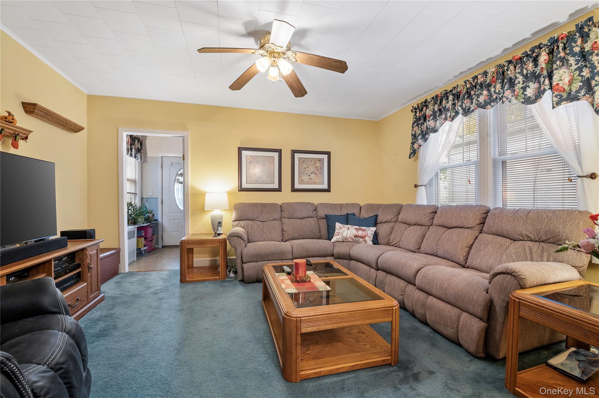 65 Haven Avenue, Valley Stream, NY 11580