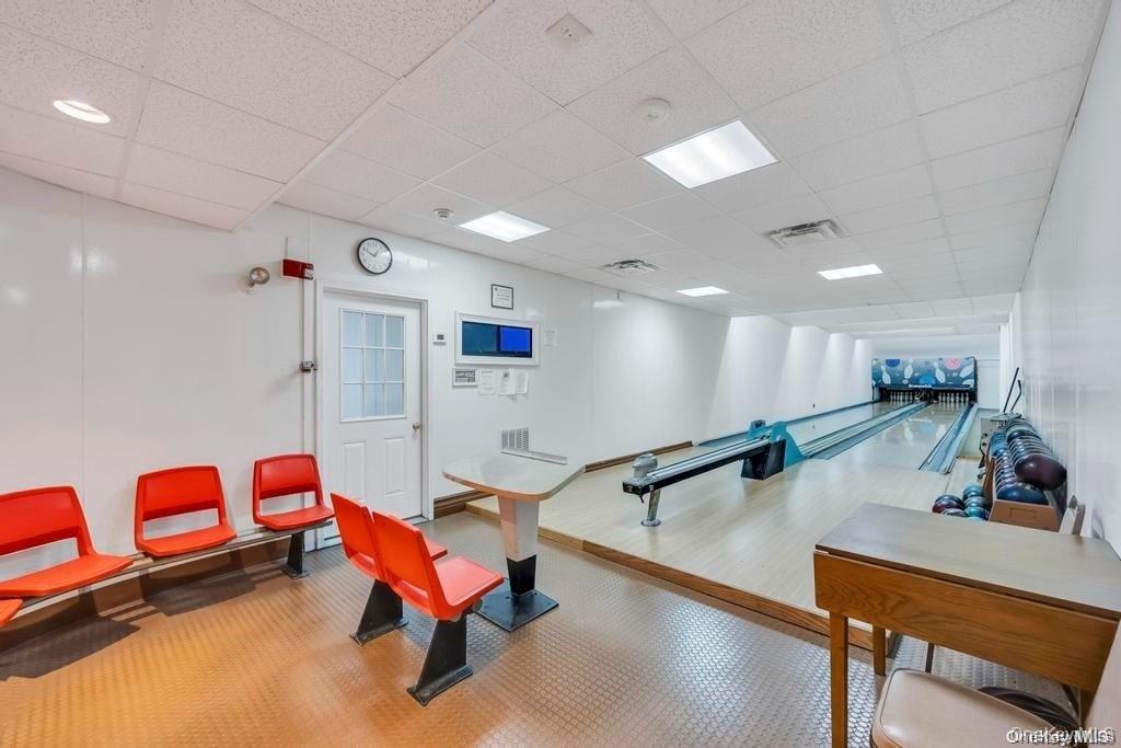 356 Clubhouse Court, Coram, NY 11727