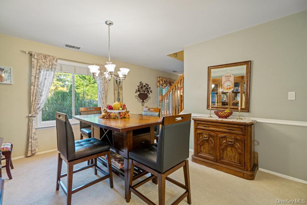 356 Clubhouse Court, Coram, NY 11727