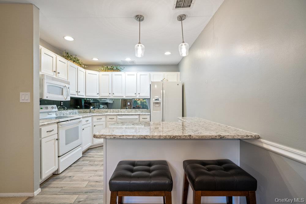 356 Clubhouse Court, Coram, NY 11727