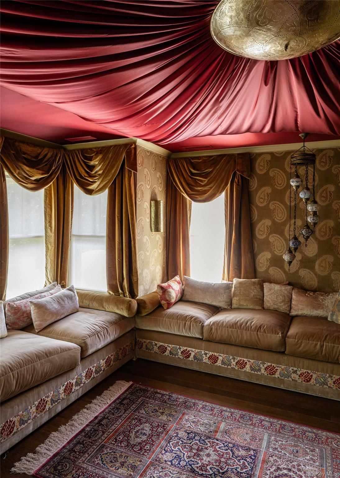 40 Morton Road, Rhinebeck, NY 12572