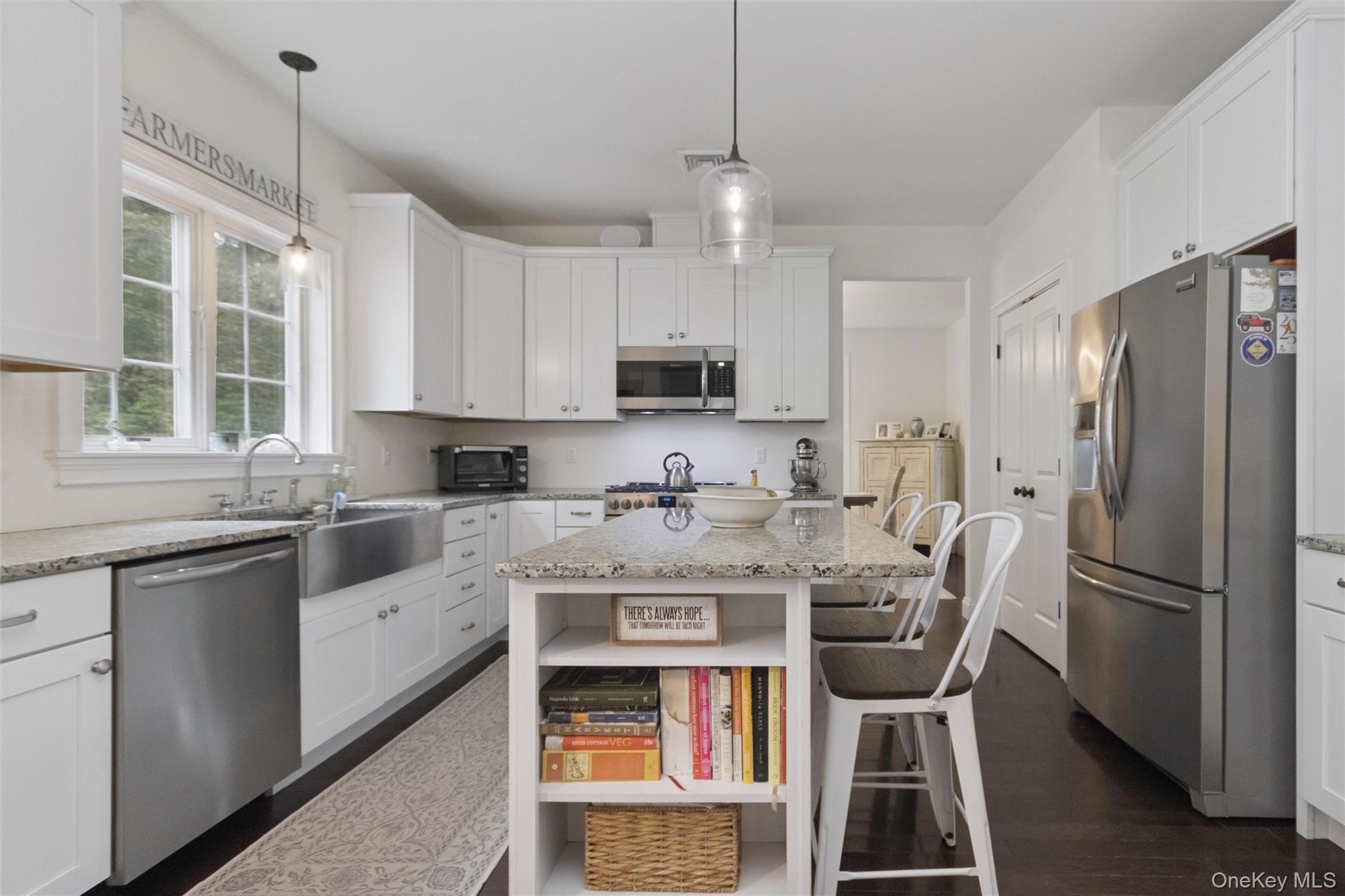 69 Dawson Court, Poughkeepsie, NY 12603