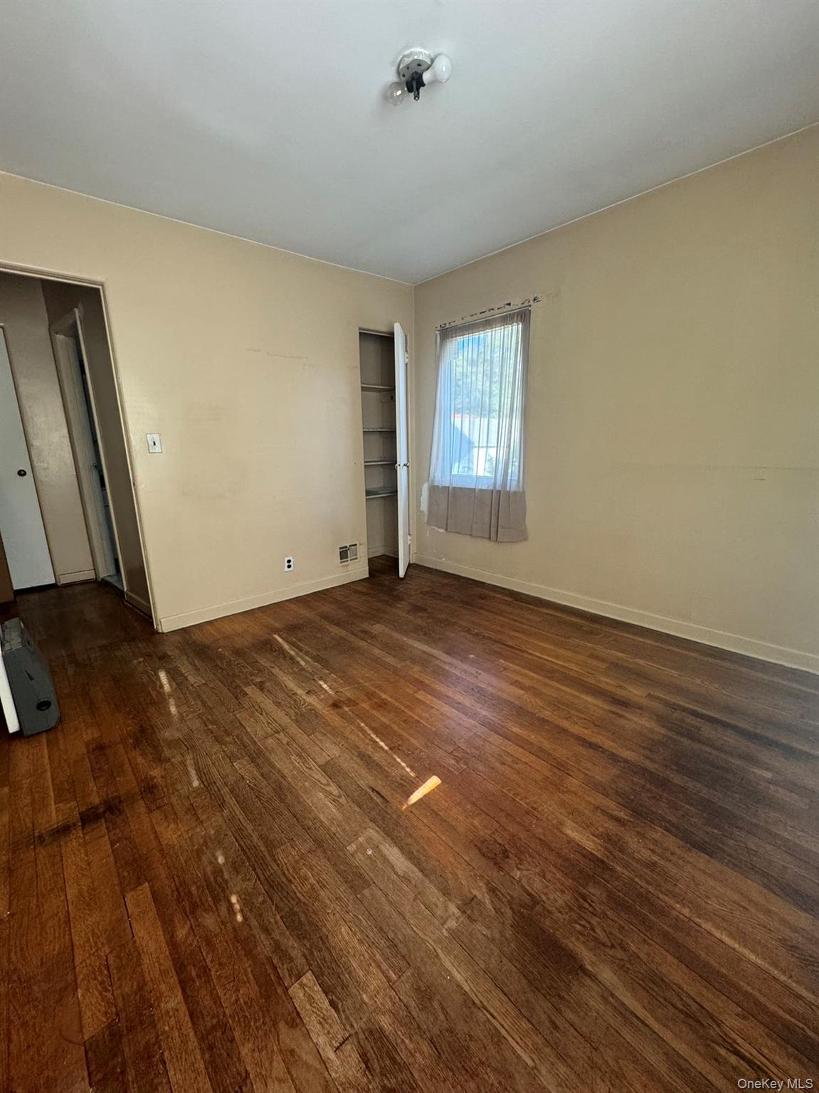 14014 Negundo Avenue, Flushing, NY 11355