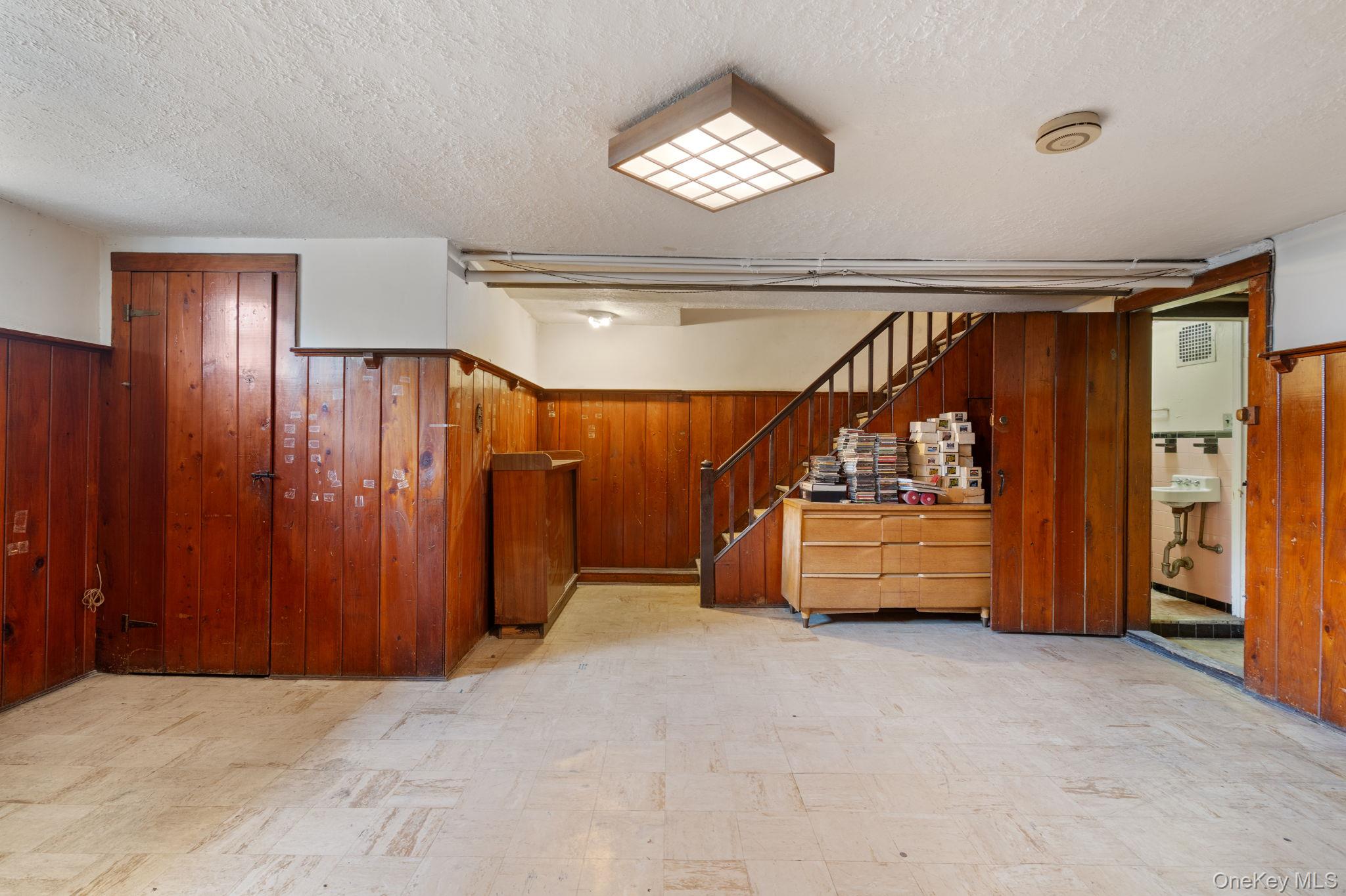 67-49 Groton Street, Forest Hills, NY 11375