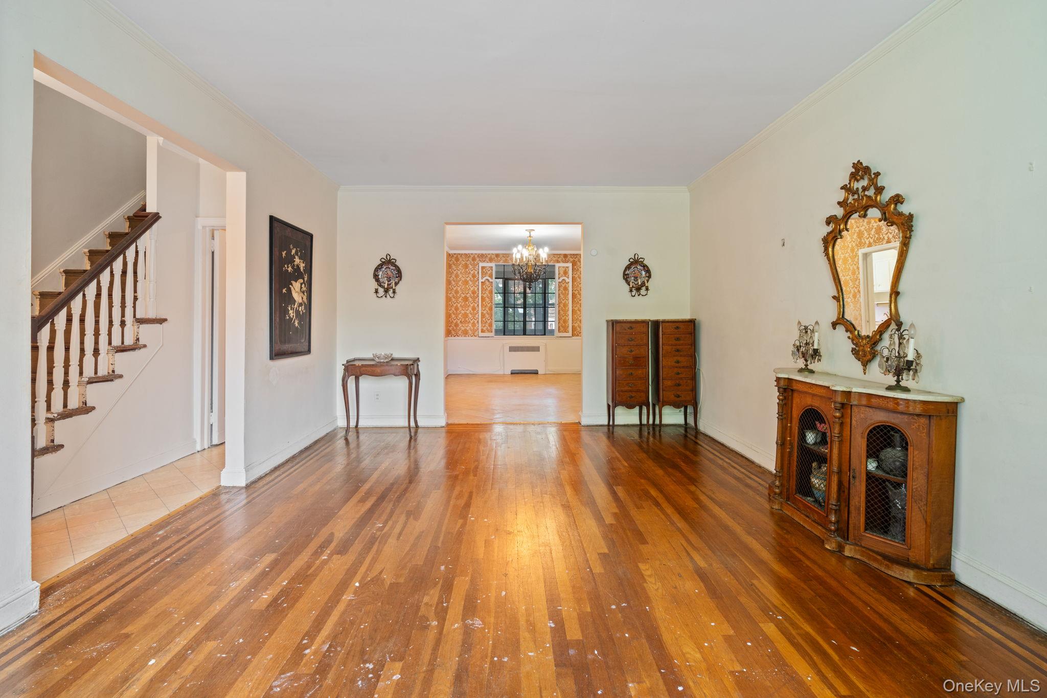 67-49 Groton Street, Forest Hills, NY 11375