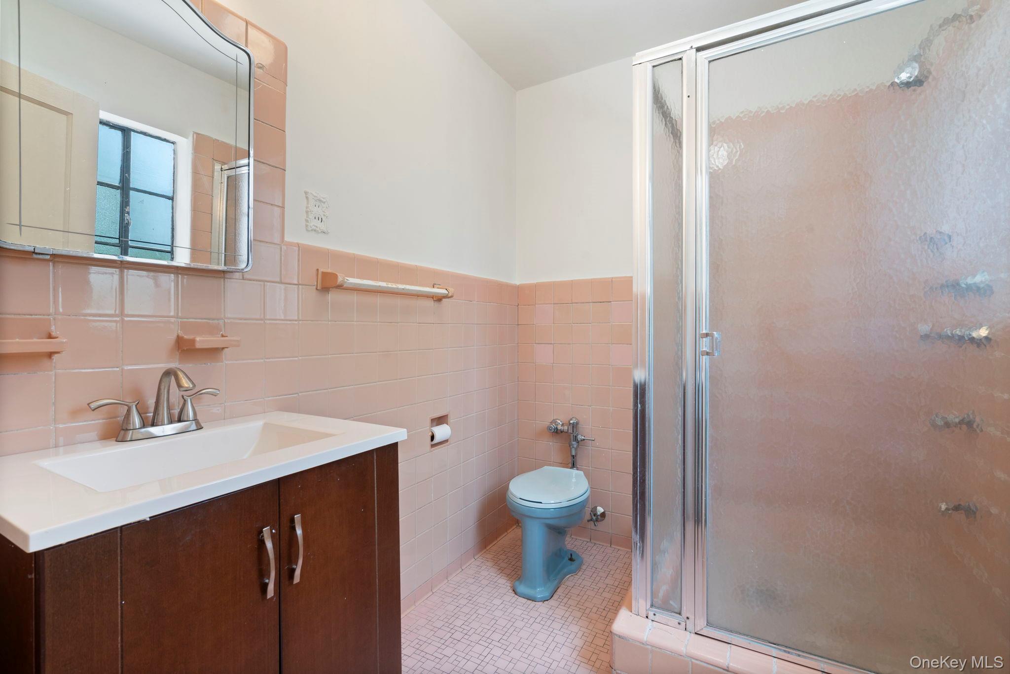 67-49 Groton Street, Forest Hills, NY 11375