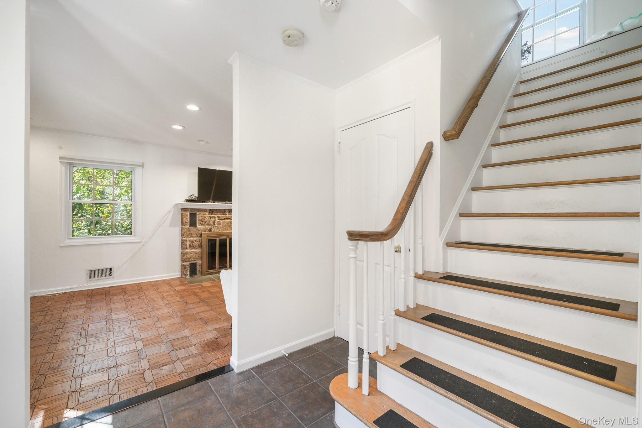 29 Chatfield Road, Bronxville, NY 10708