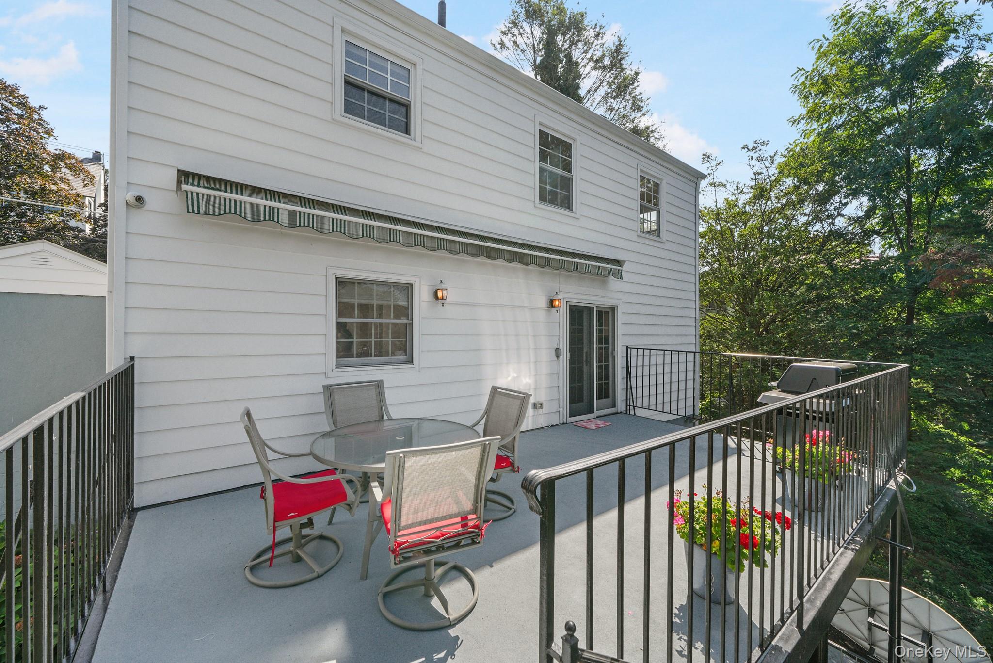 29 Chatfield Road, Bronxville, NY 10708