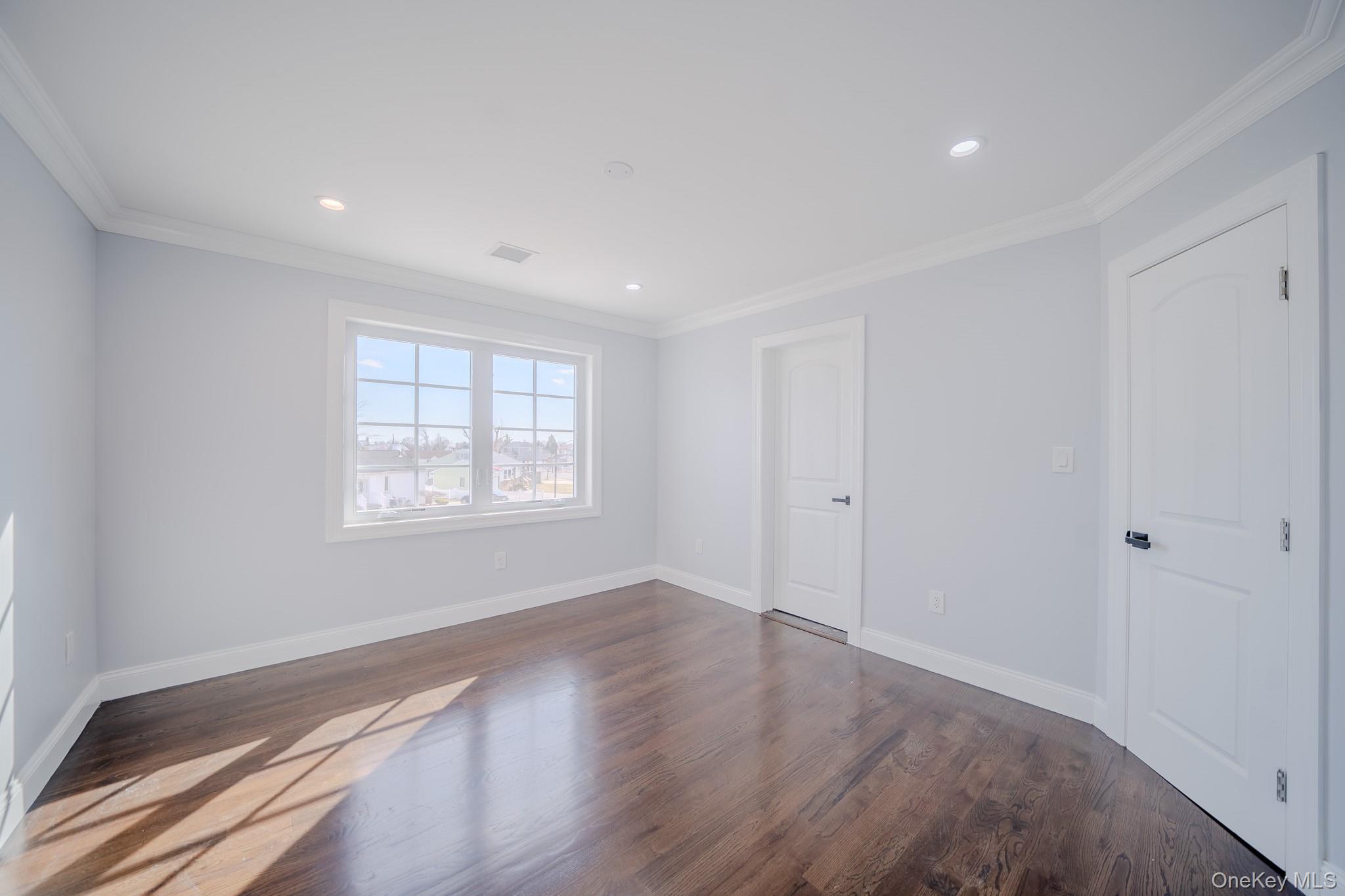 68 Spruce Street, Hicksville, NY 11801