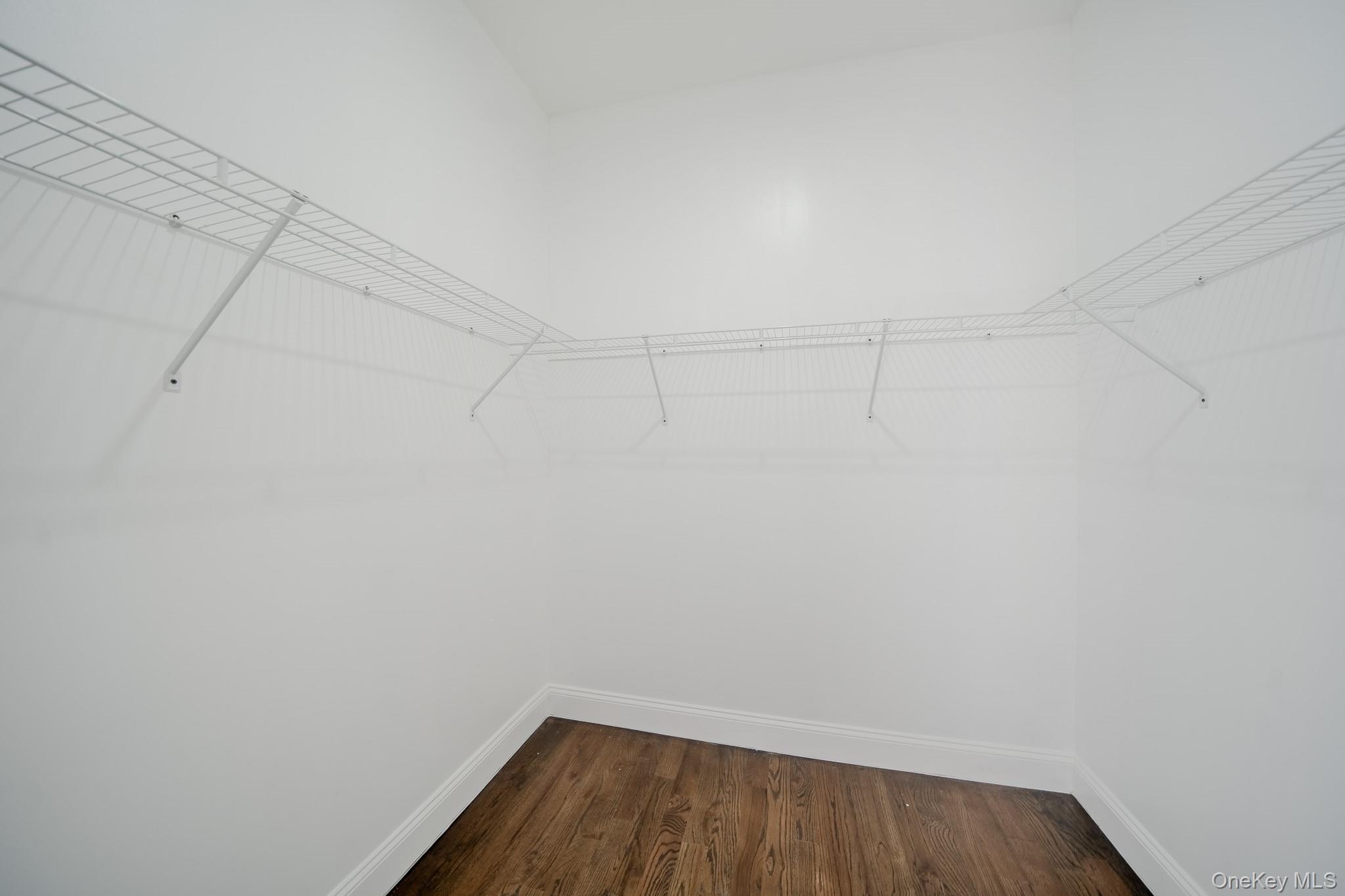 68 Spruce Street, Hicksville, NY 11801