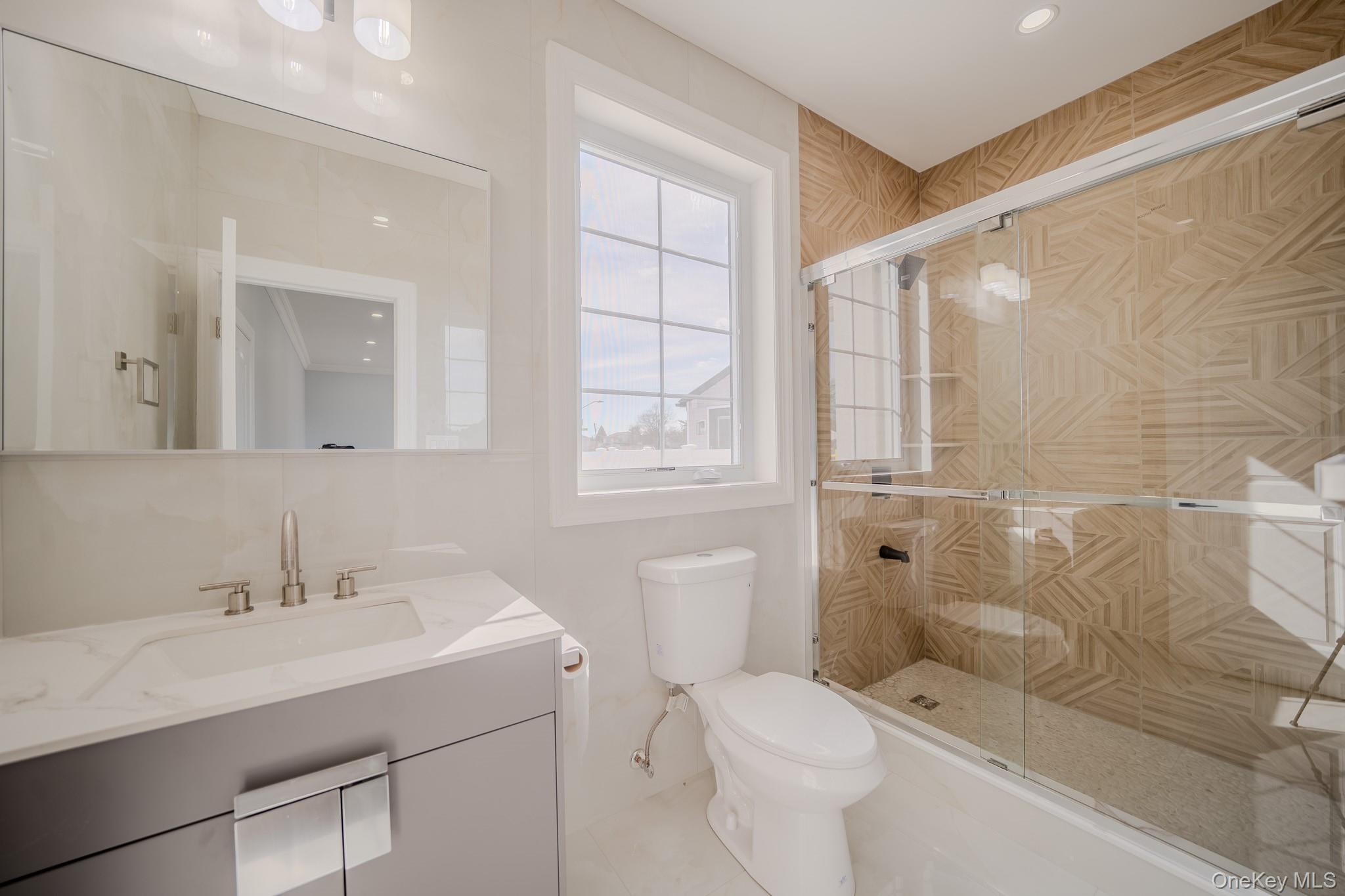 68 Spruce Street, Hicksville, NY 11801