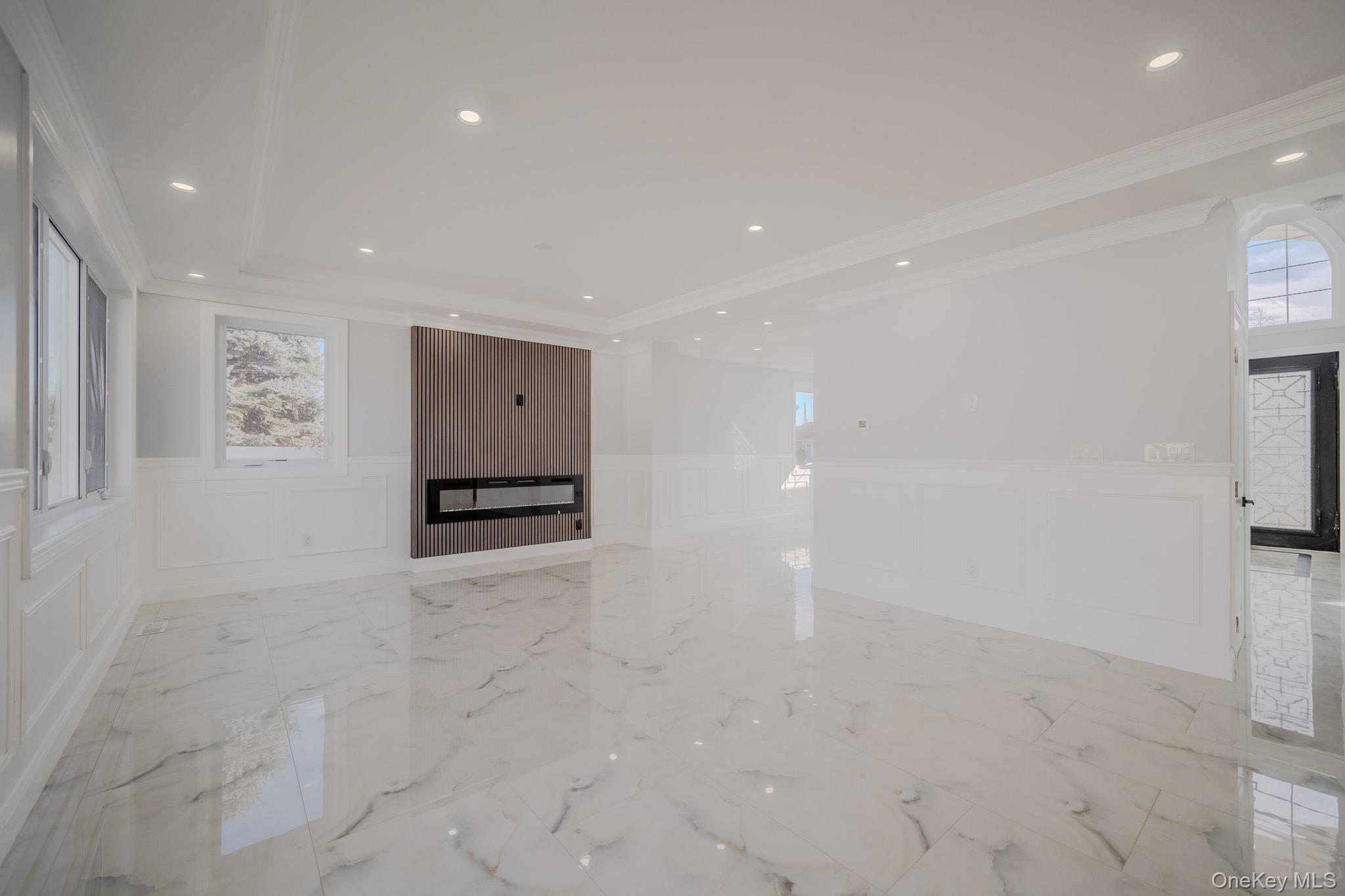 68 Spruce Street, Hicksville, NY 11801