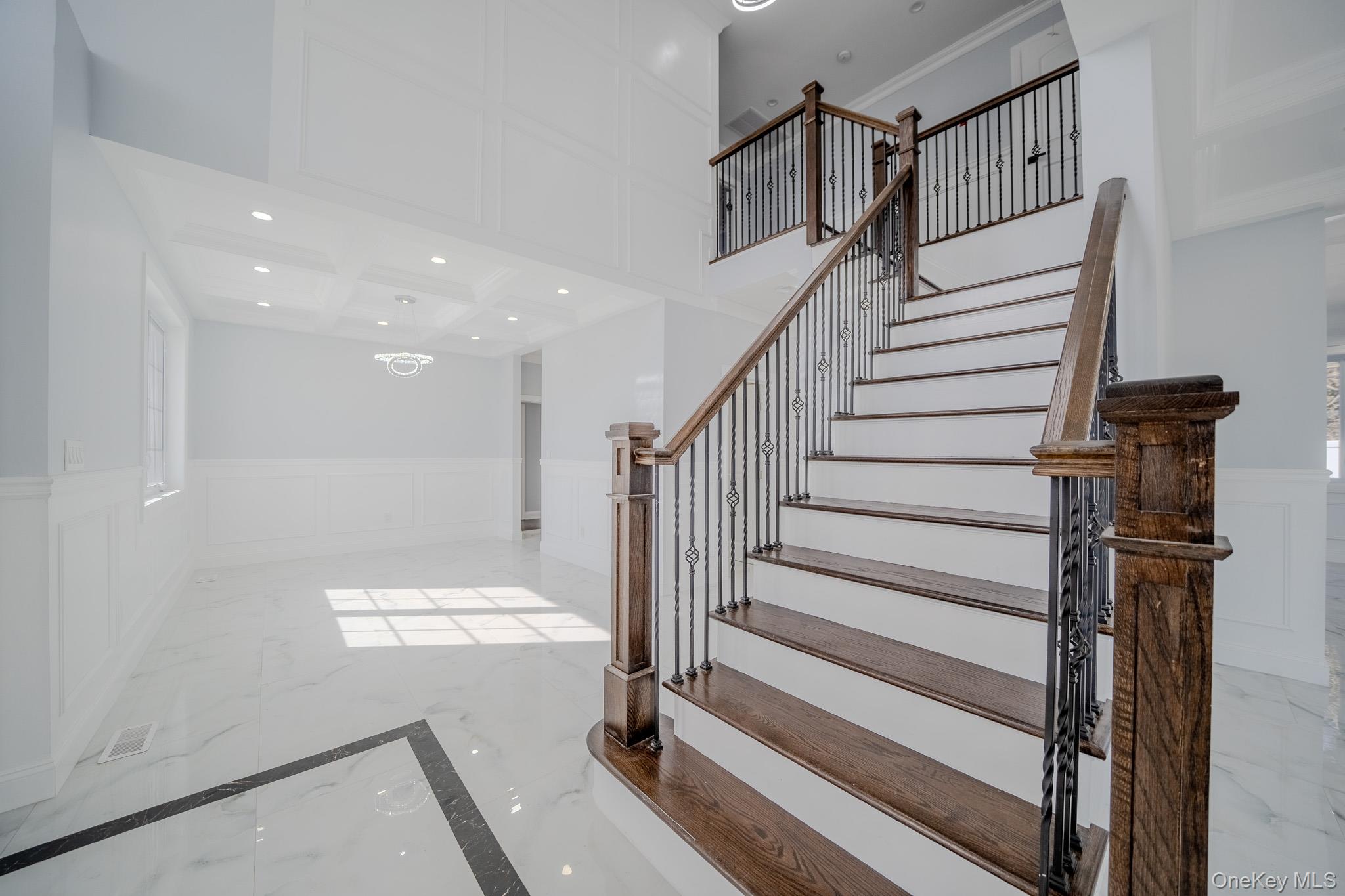 68 Spruce Street, Hicksville, NY 11801