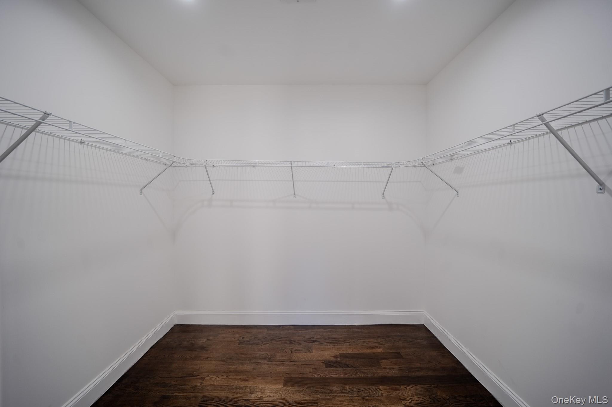 68 Spruce Street, Hicksville, NY 11801