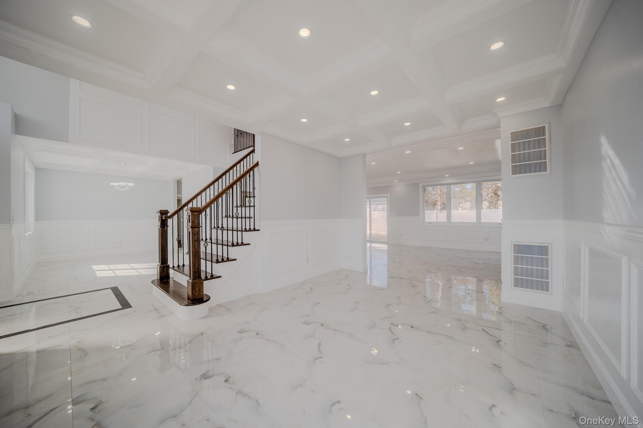 68 Spruce Street, Hicksville, NY 11801