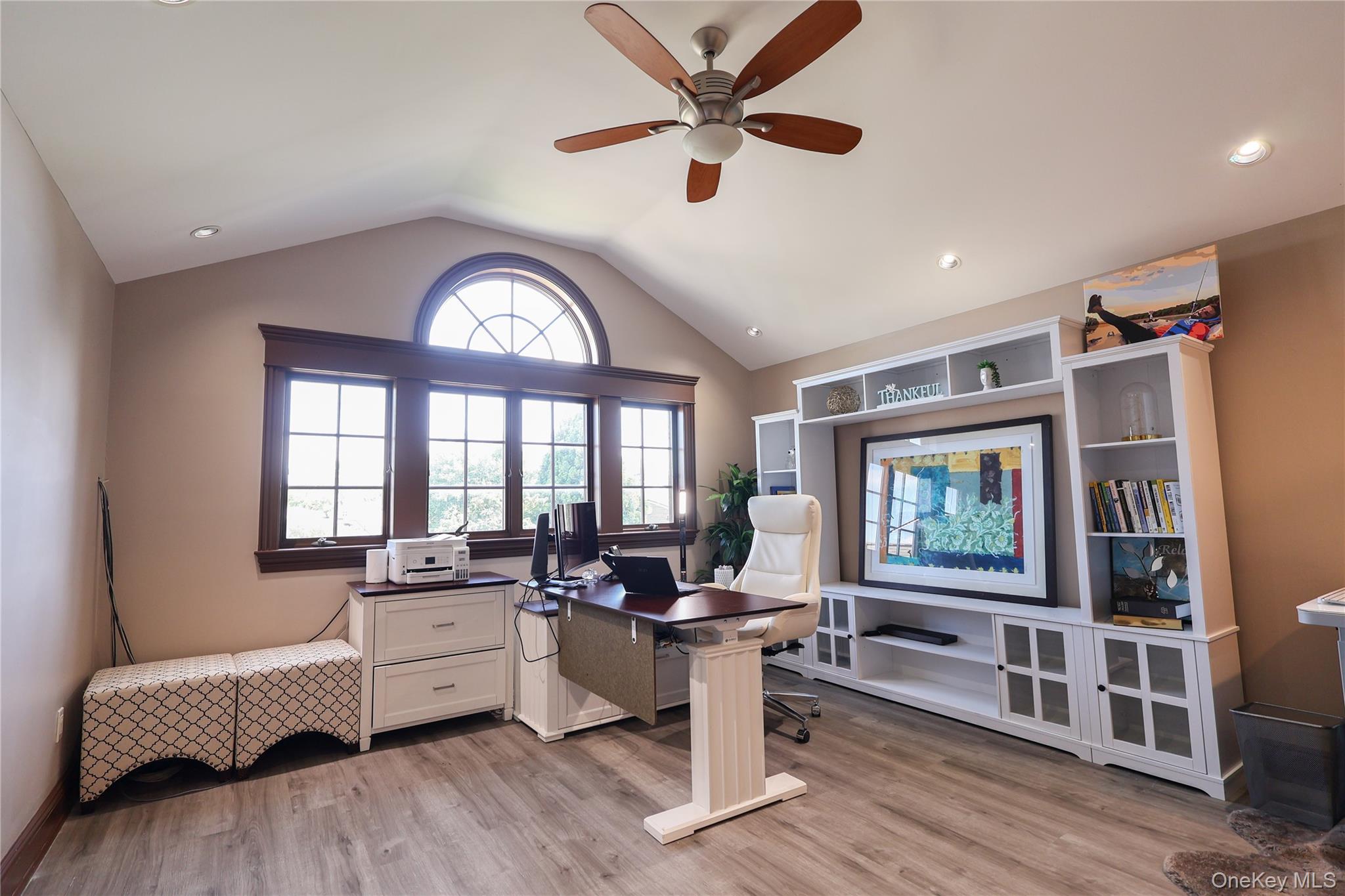 10 Hazelwood Court, Jericho, NY 11753