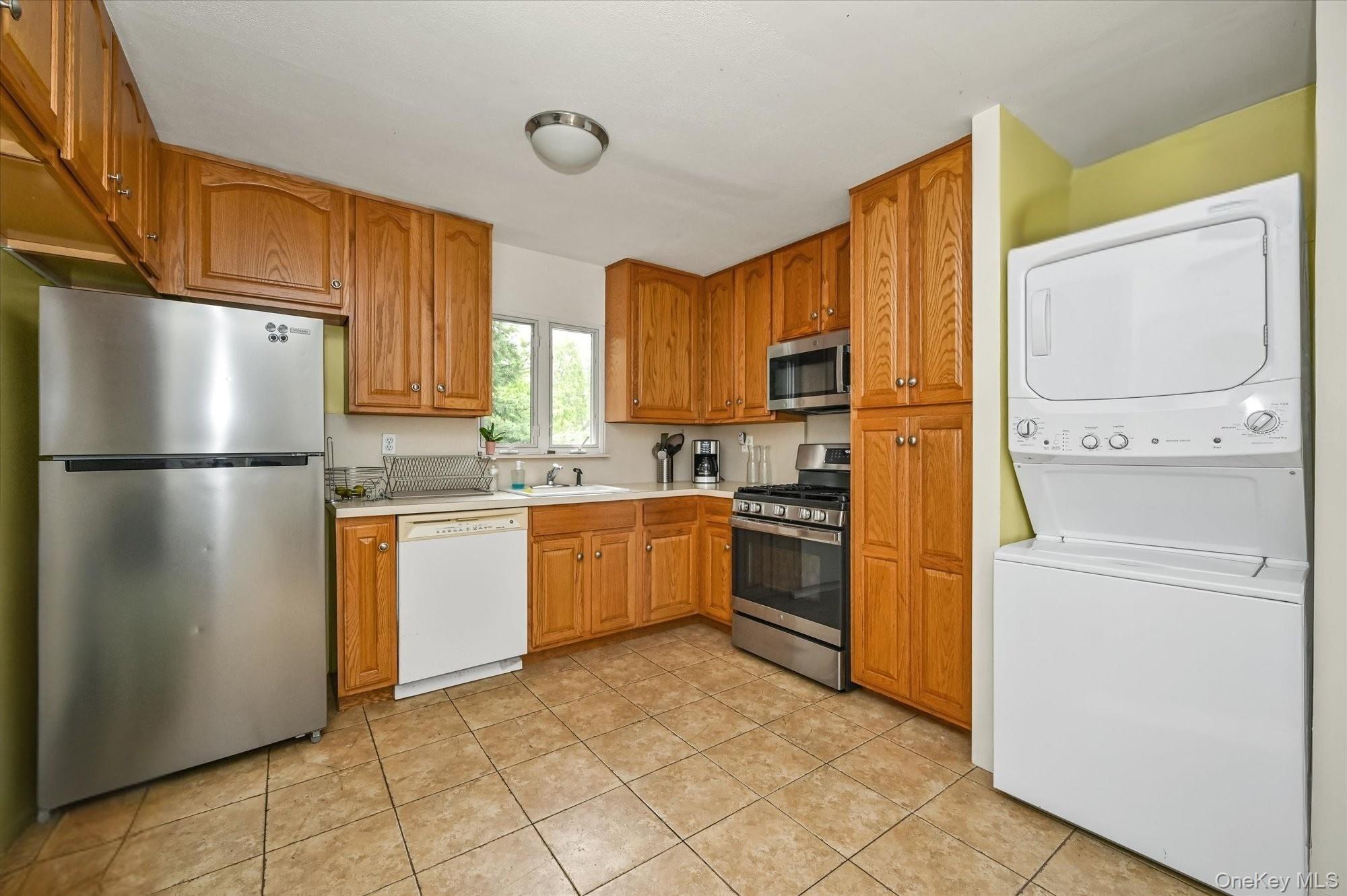 15-42 166th Street, Whitestone, NY 11357