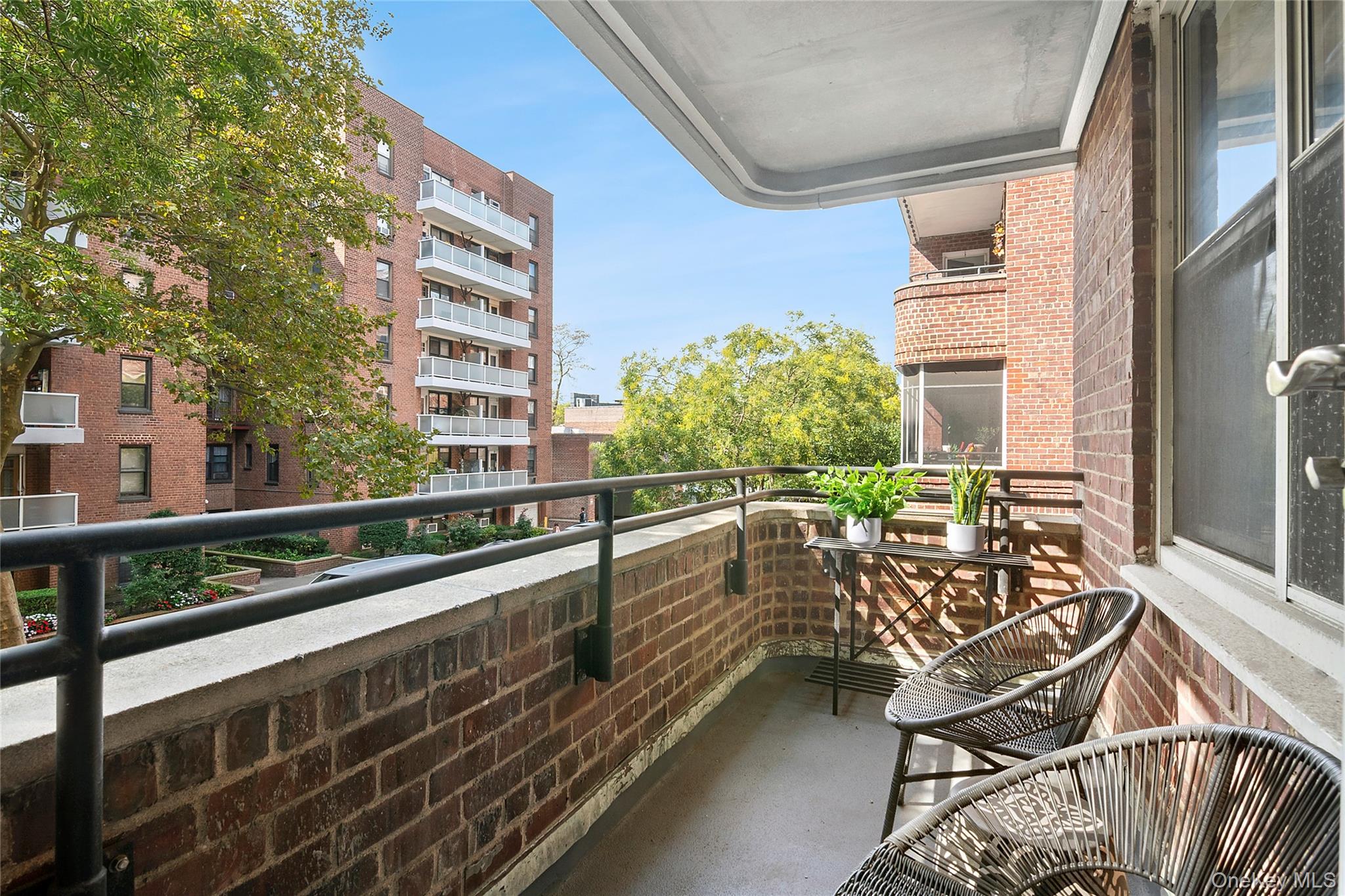 83-33 Austin Street # 2N, Kew Gardens, NY 11415