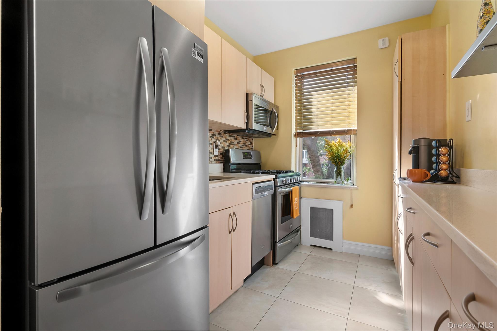 83-33 Austin Street # 2N, Kew Gardens, NY 11415