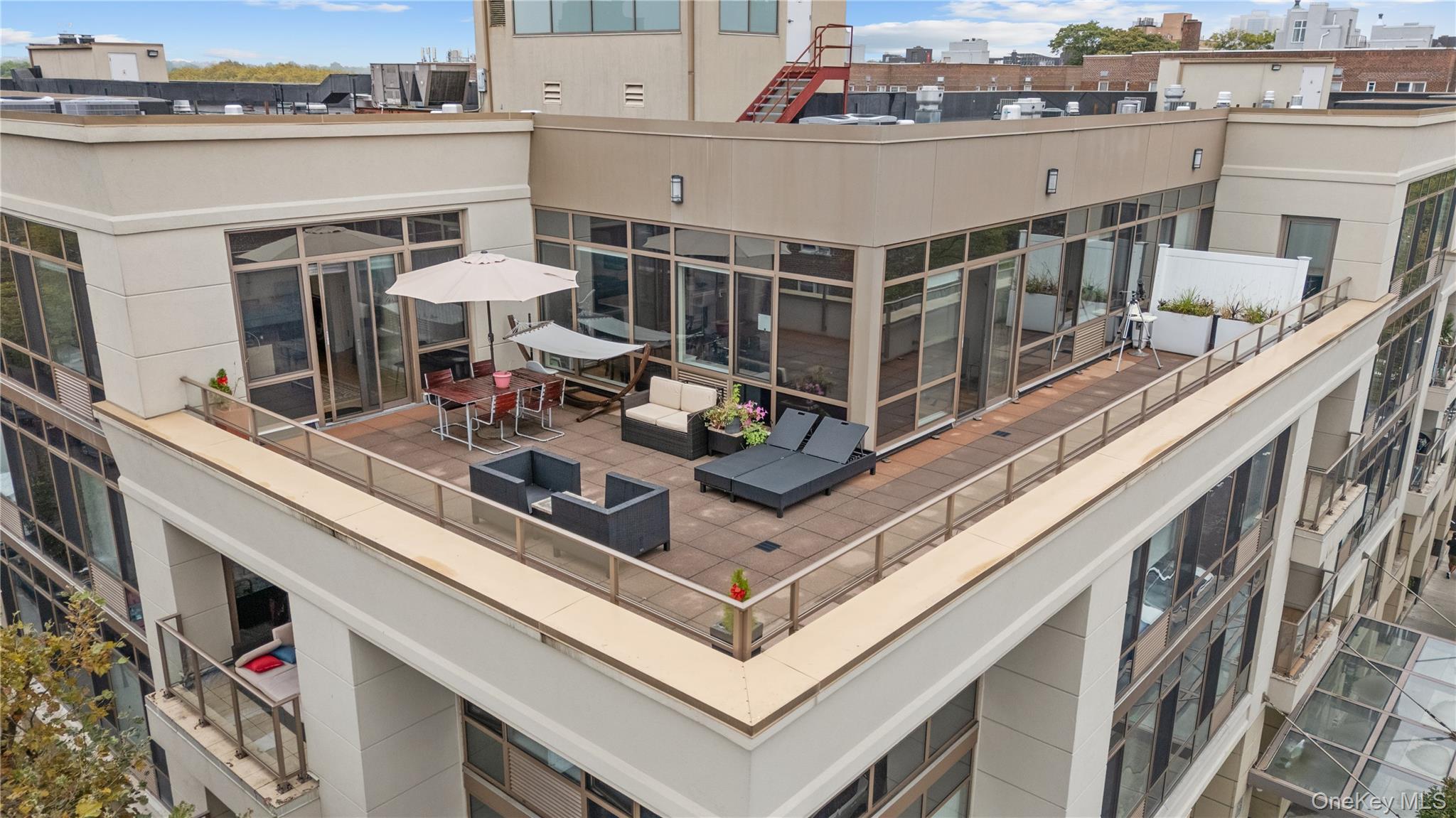 64-05 Yellowstone Boulevard # PH 509, Forest Hills, NY 11375