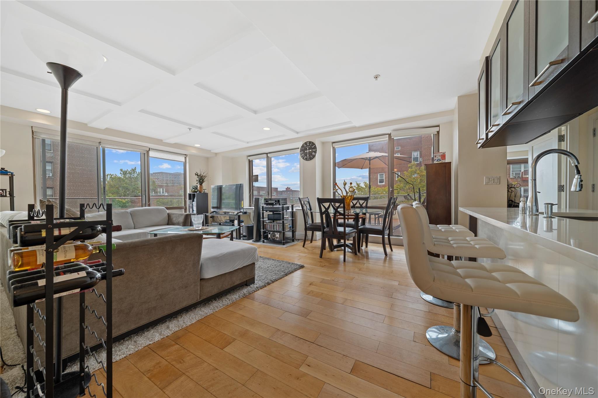 64-05 Yellowstone Boulevard # PH 509, Forest Hills, NY 11375