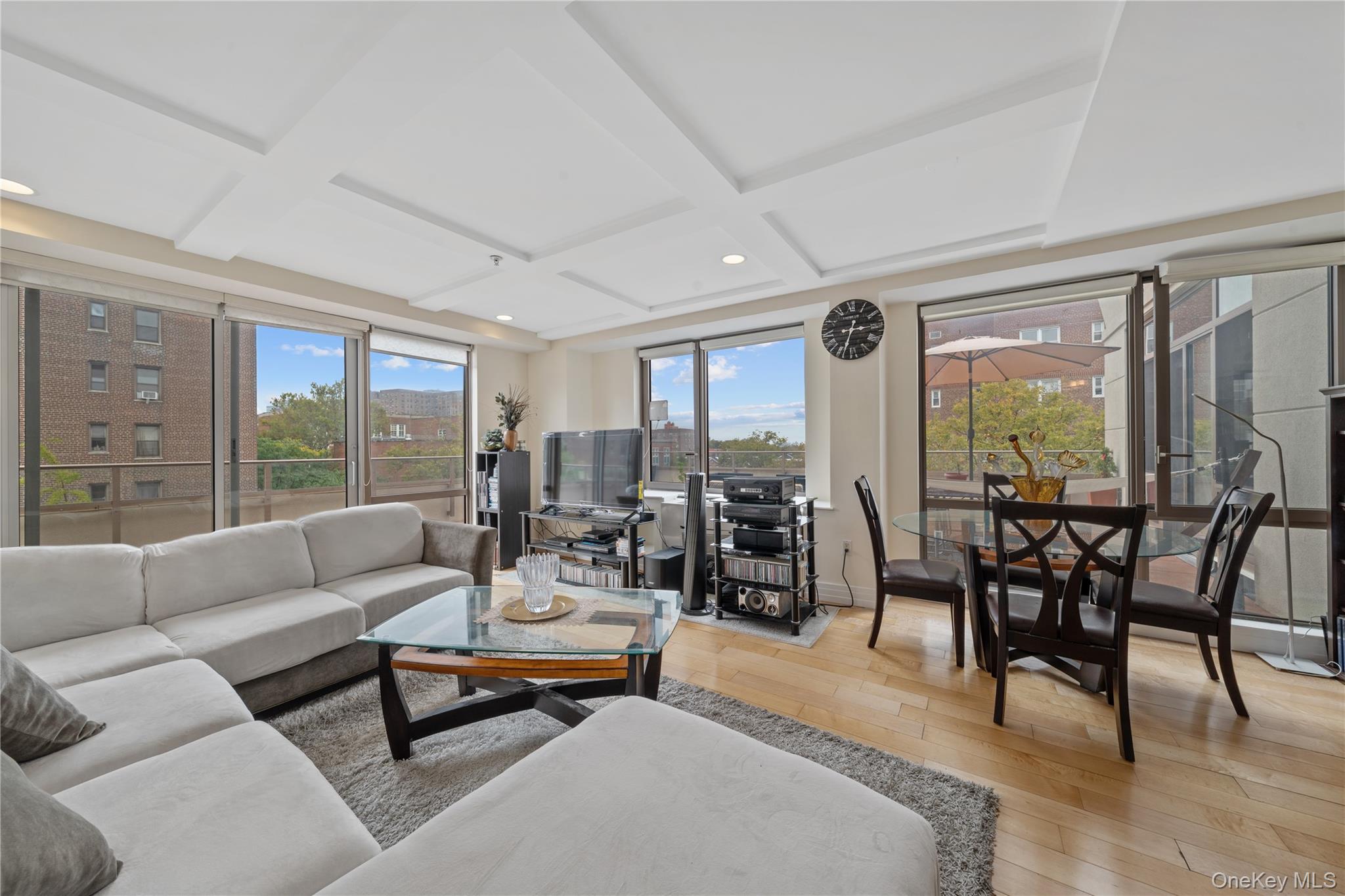 64-05 Yellowstone Boulevard # PH 509, Forest Hills, NY 11375