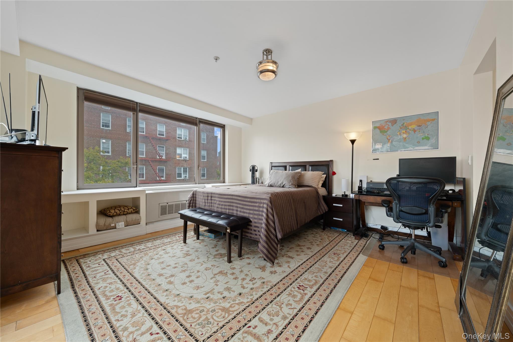 64-05 Yellowstone Boulevard # PH 509, Forest Hills, NY 11375