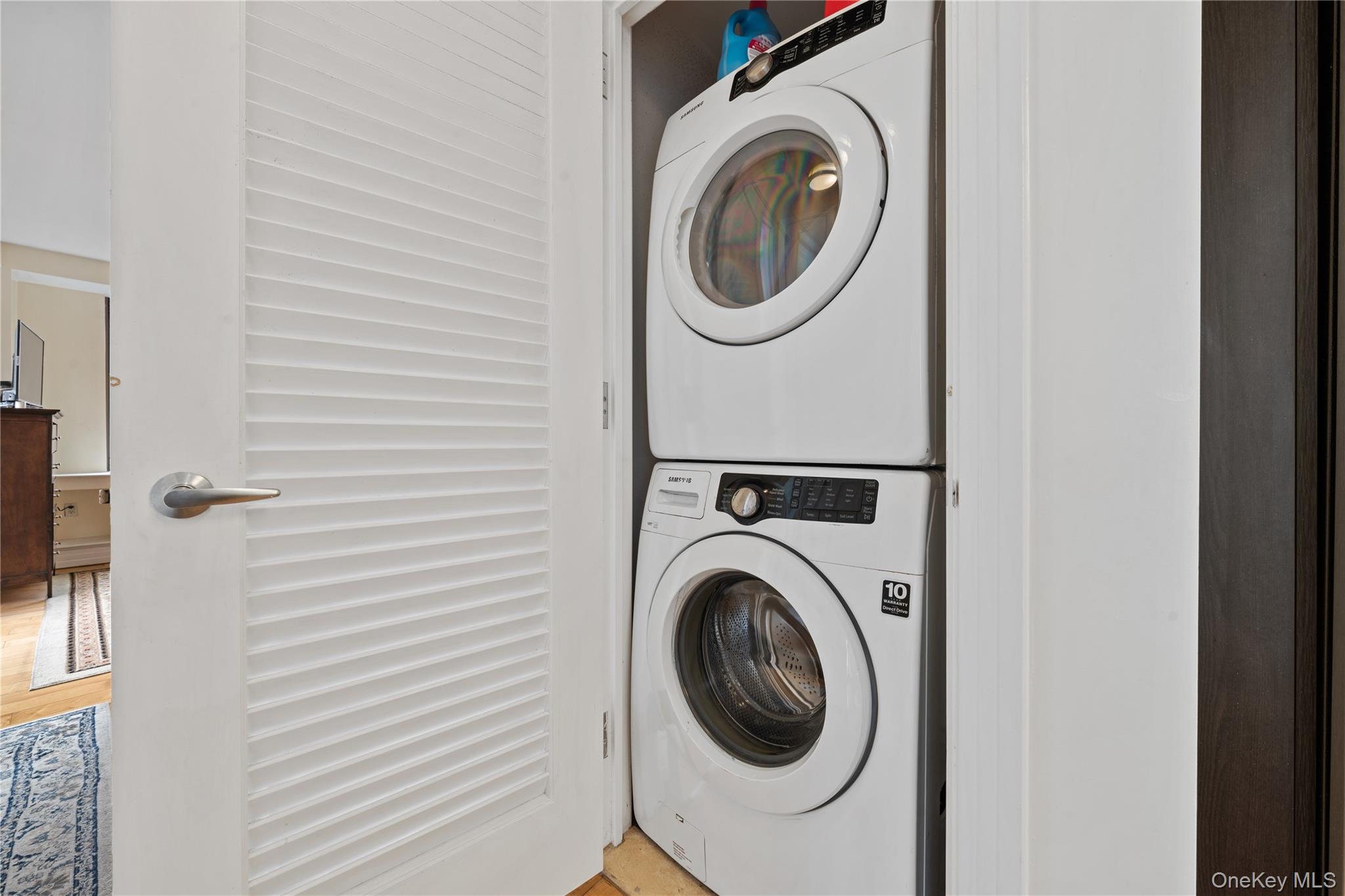 64-05 Yellowstone Boulevard # PH 509, Forest Hills, NY 11375