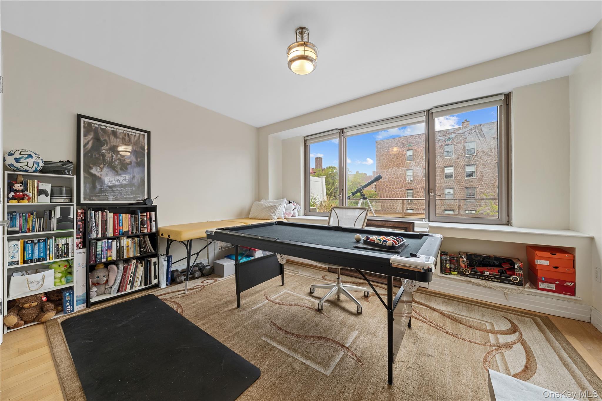 64-05 Yellowstone Boulevard # PH 509, Forest Hills, NY 11375