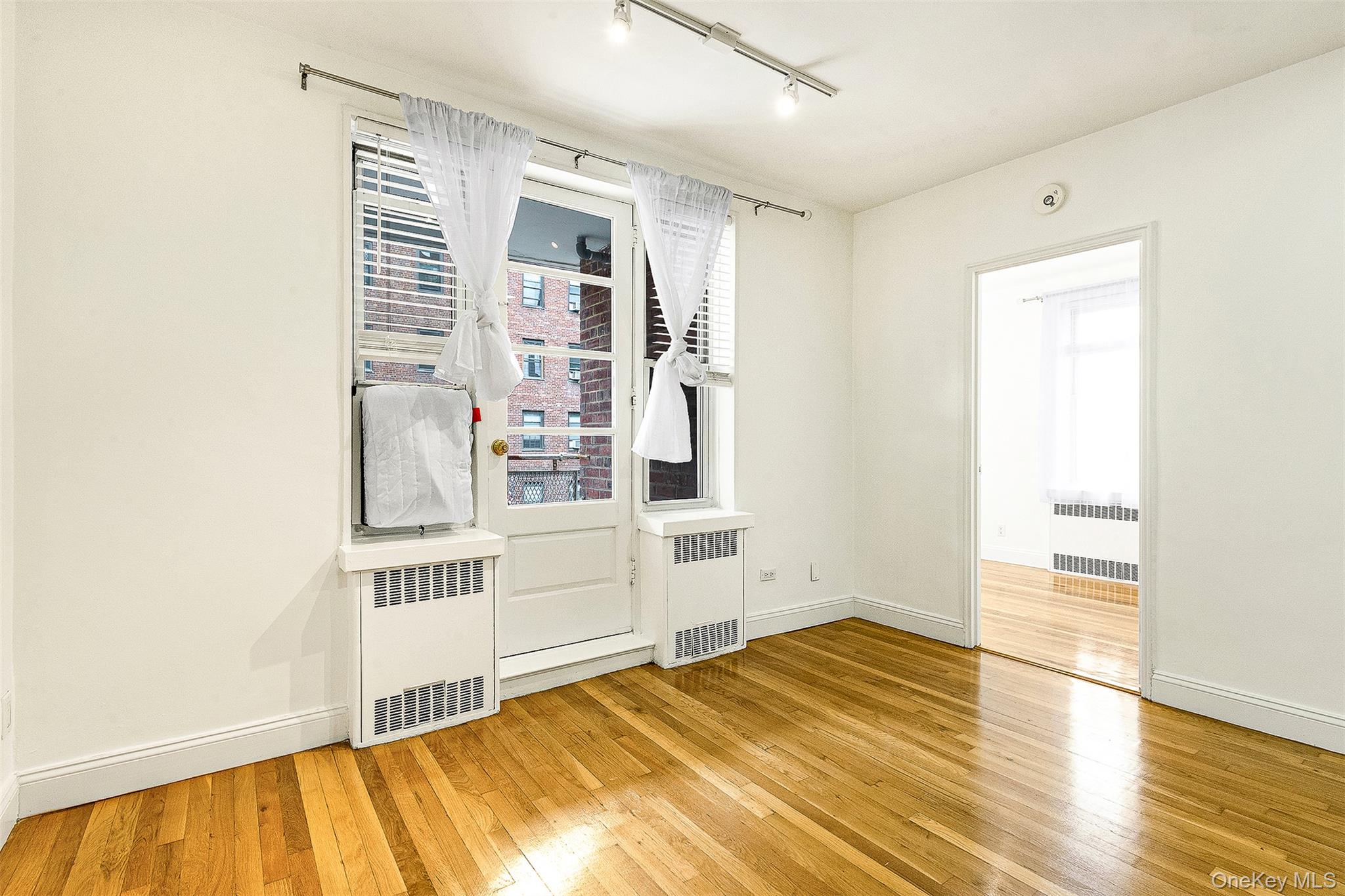 104-20 68th Drive # B21, Forest Hills, NY 11375