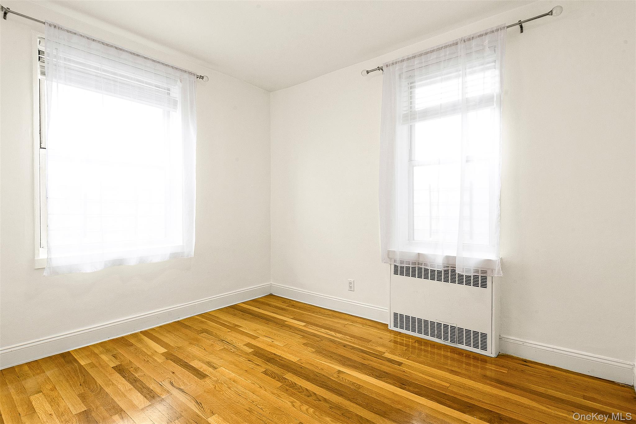 104-20 68th Drive # B21, Forest Hills, NY 11375