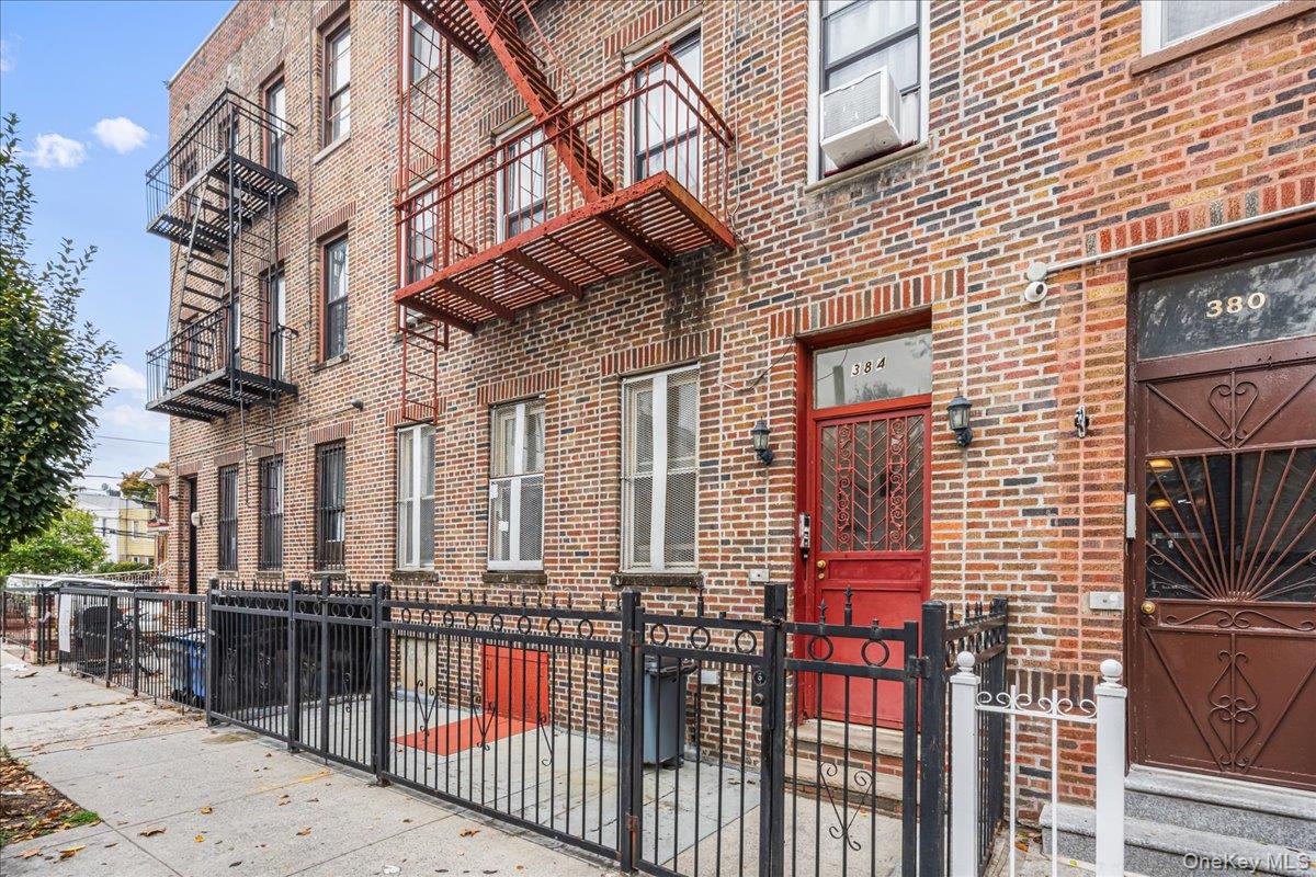 384 E 34th Street, Brooklyn, NY 11203