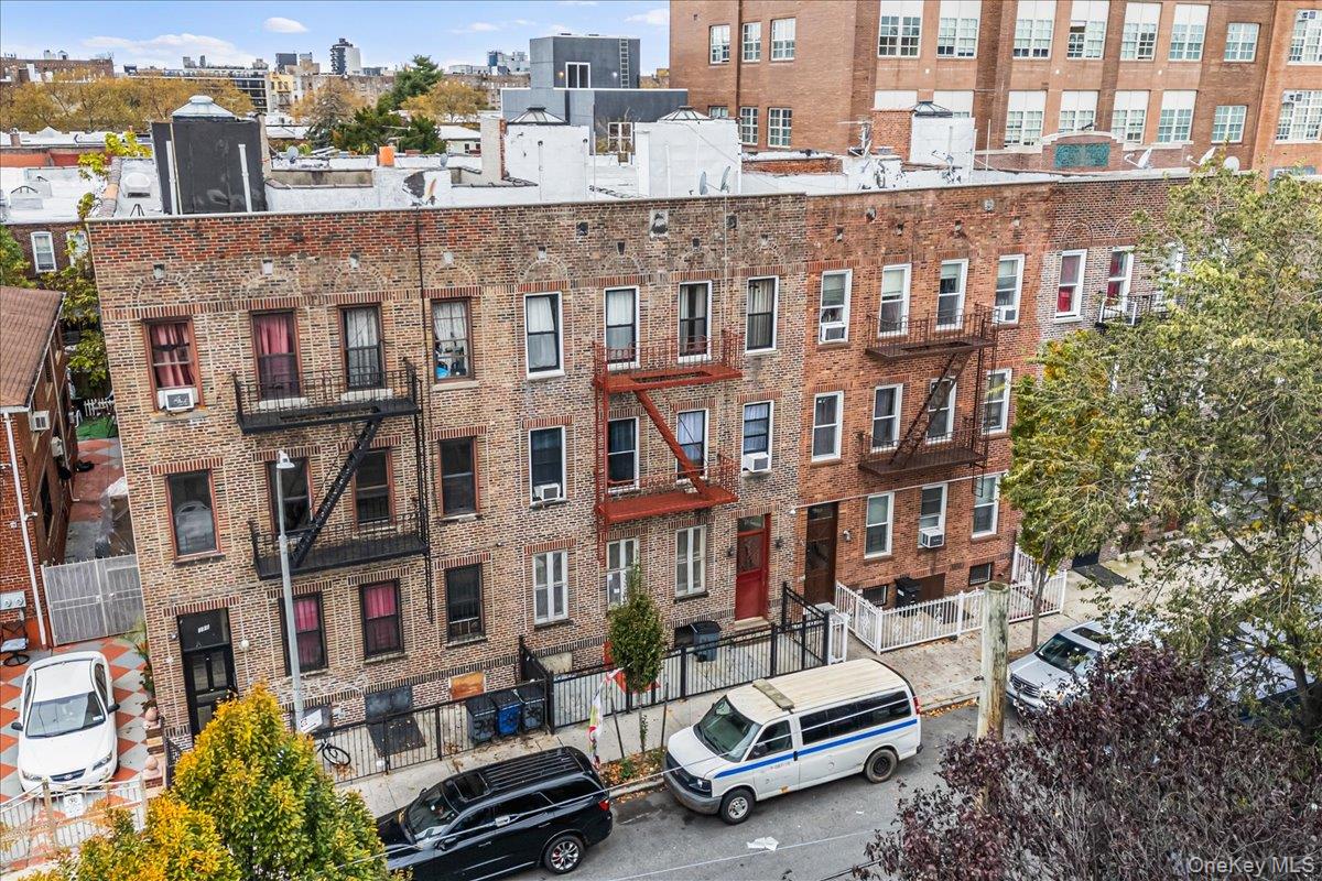 384 E 34th Street, Brooklyn, NY 11203