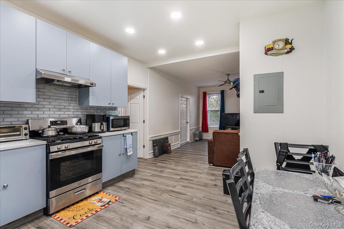 384 E 34th Street, Brooklyn, NY 11203