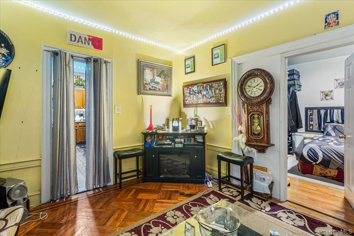 384 E 34th Street, Brooklyn, NY 11203