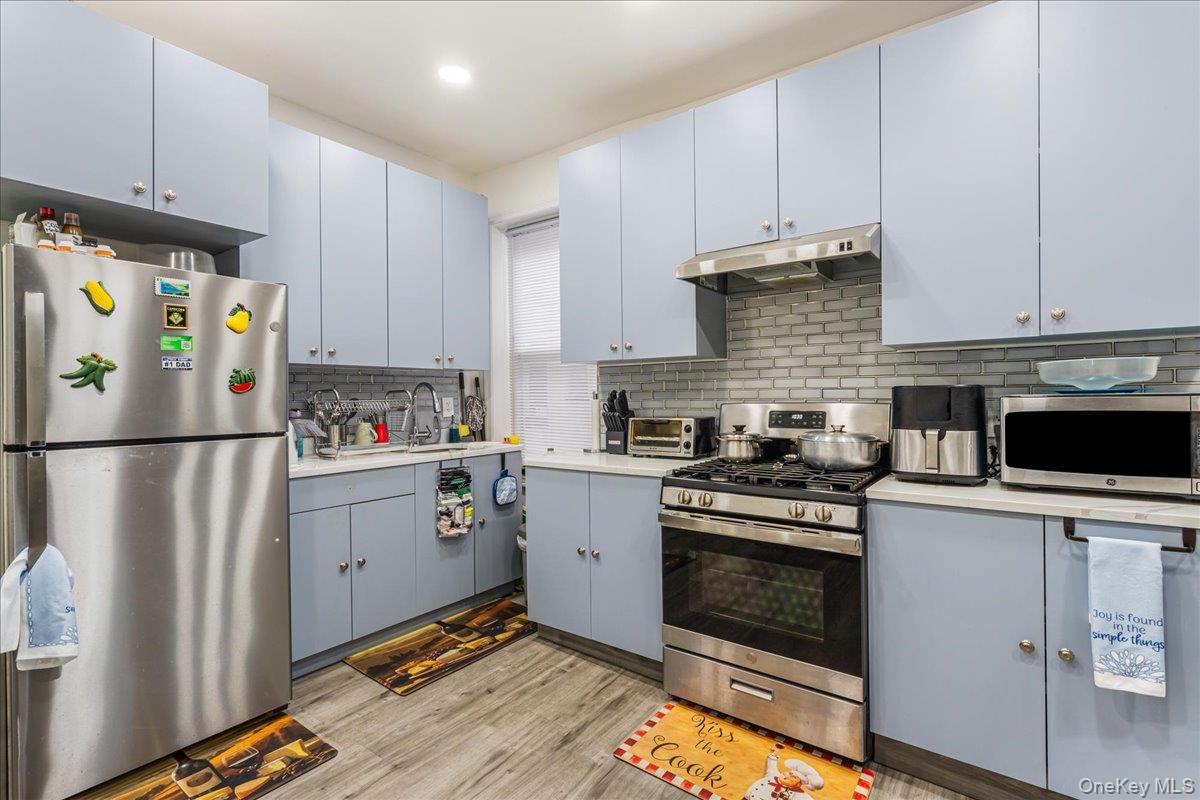 384 E 34th Street, Brooklyn, NY 11203