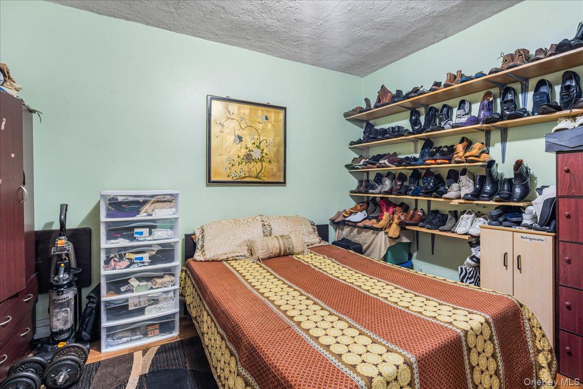 384 E 34th Street, Brooklyn, NY 11203