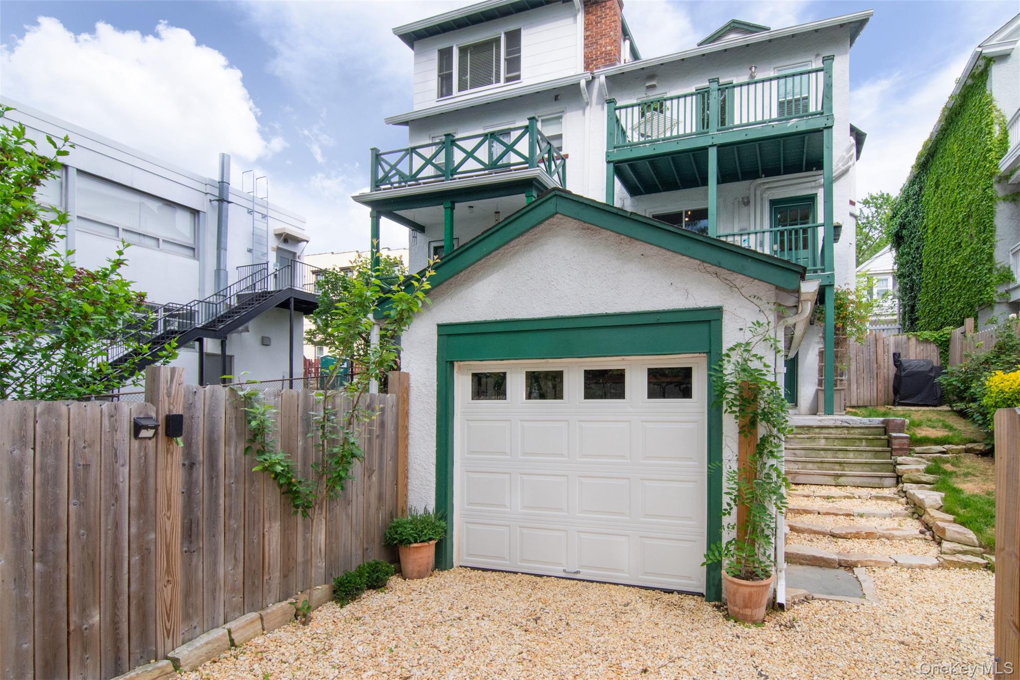 12 Grinnell Street, Irvington, NY 10533