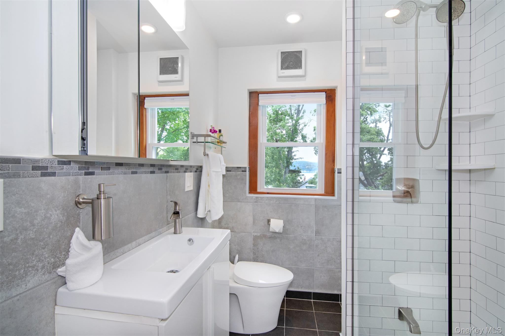 12 Grinnell Street, Irvington, NY 10533