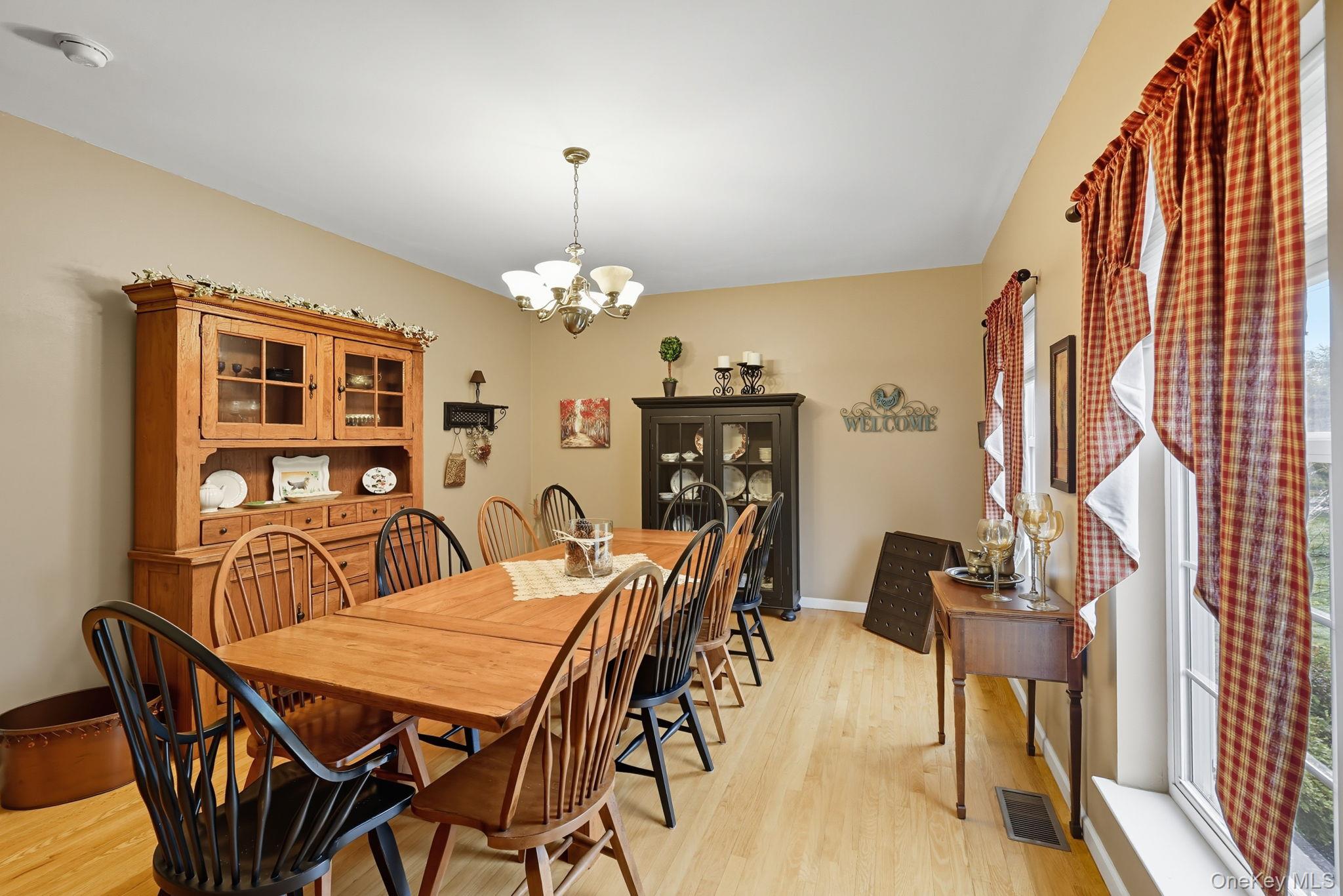 12 Jansen Court, Walden, NY 12586